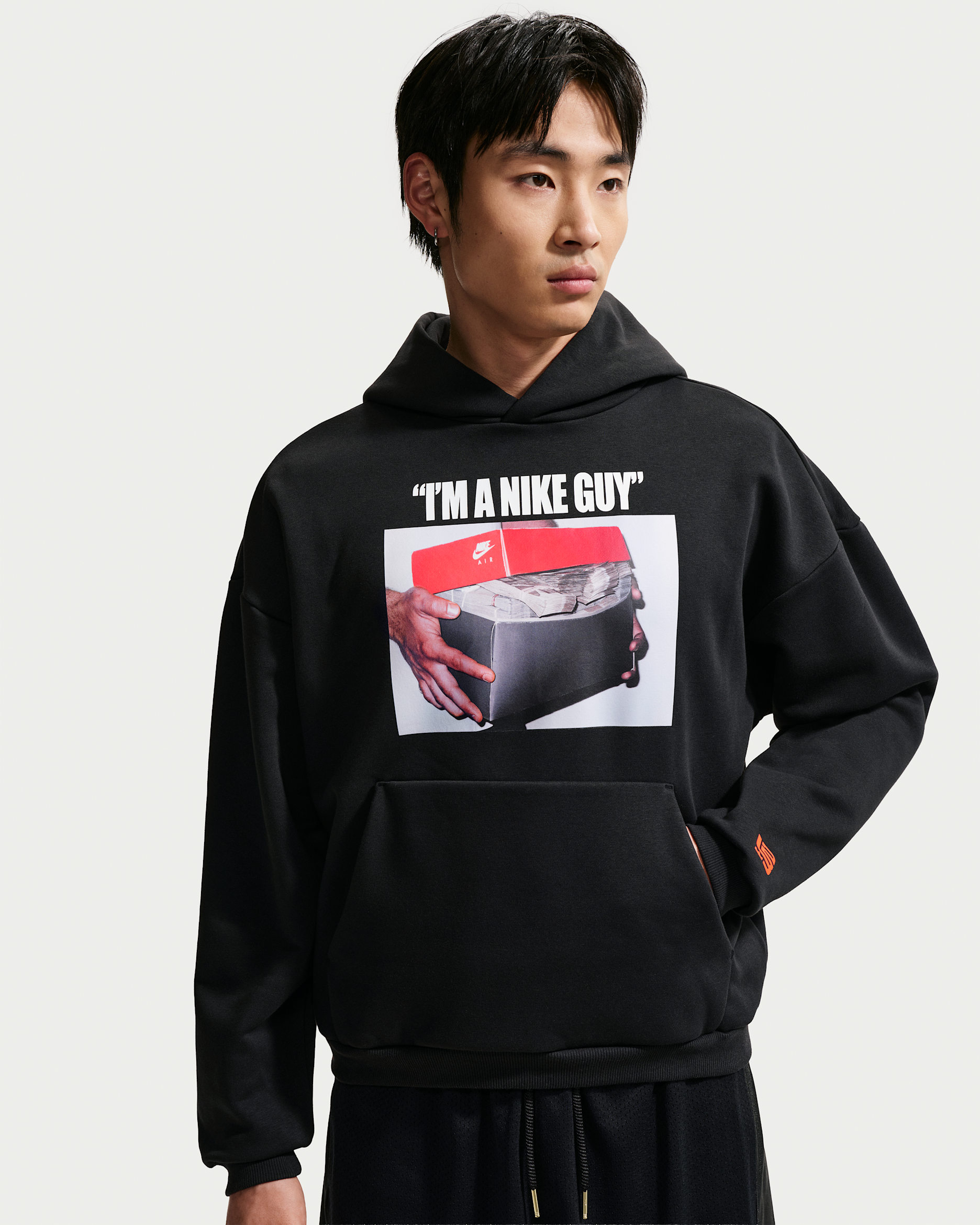 LeBron 'Shoe Bag' Men's Nike Therma-FIT Brushed Pullover Basketball Hoodie - Black