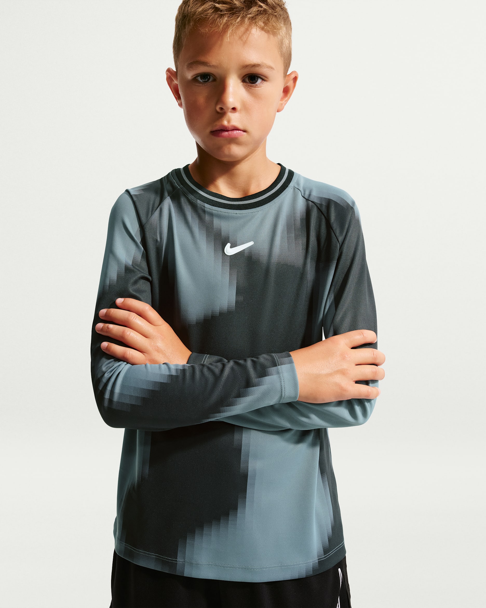 Playera de manga larga Dri-FIT para niño talla grande Nike Multi Renew - Negro/Gris humo/Blanco