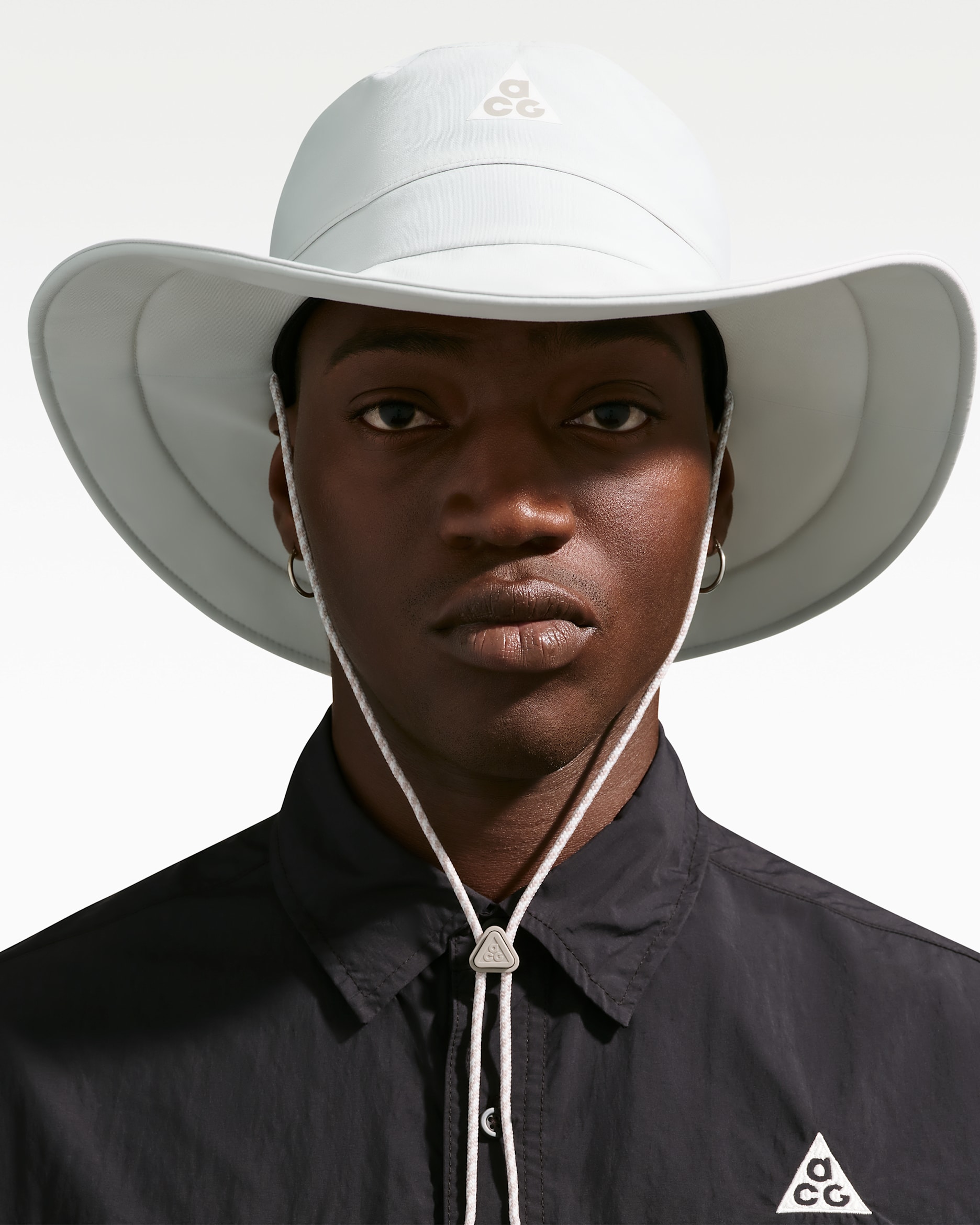 Nike ACG Apex Bucket Hat - Photon Dust/College Grey/Black