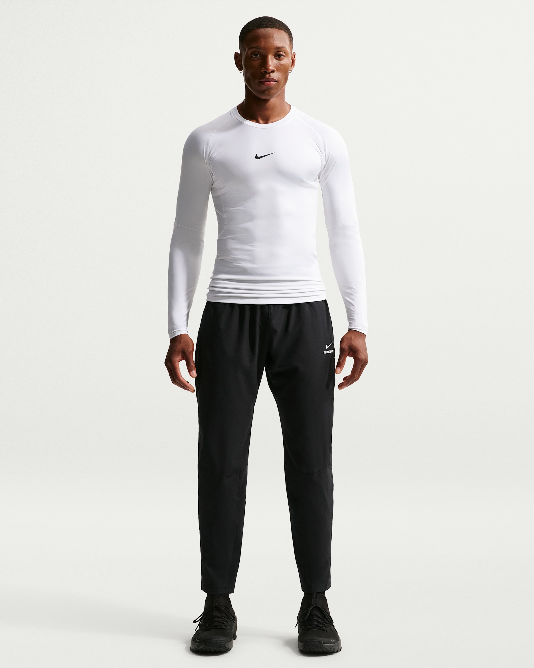 Nike Pro Training Men's Dri-FIT Trousers - Black/White