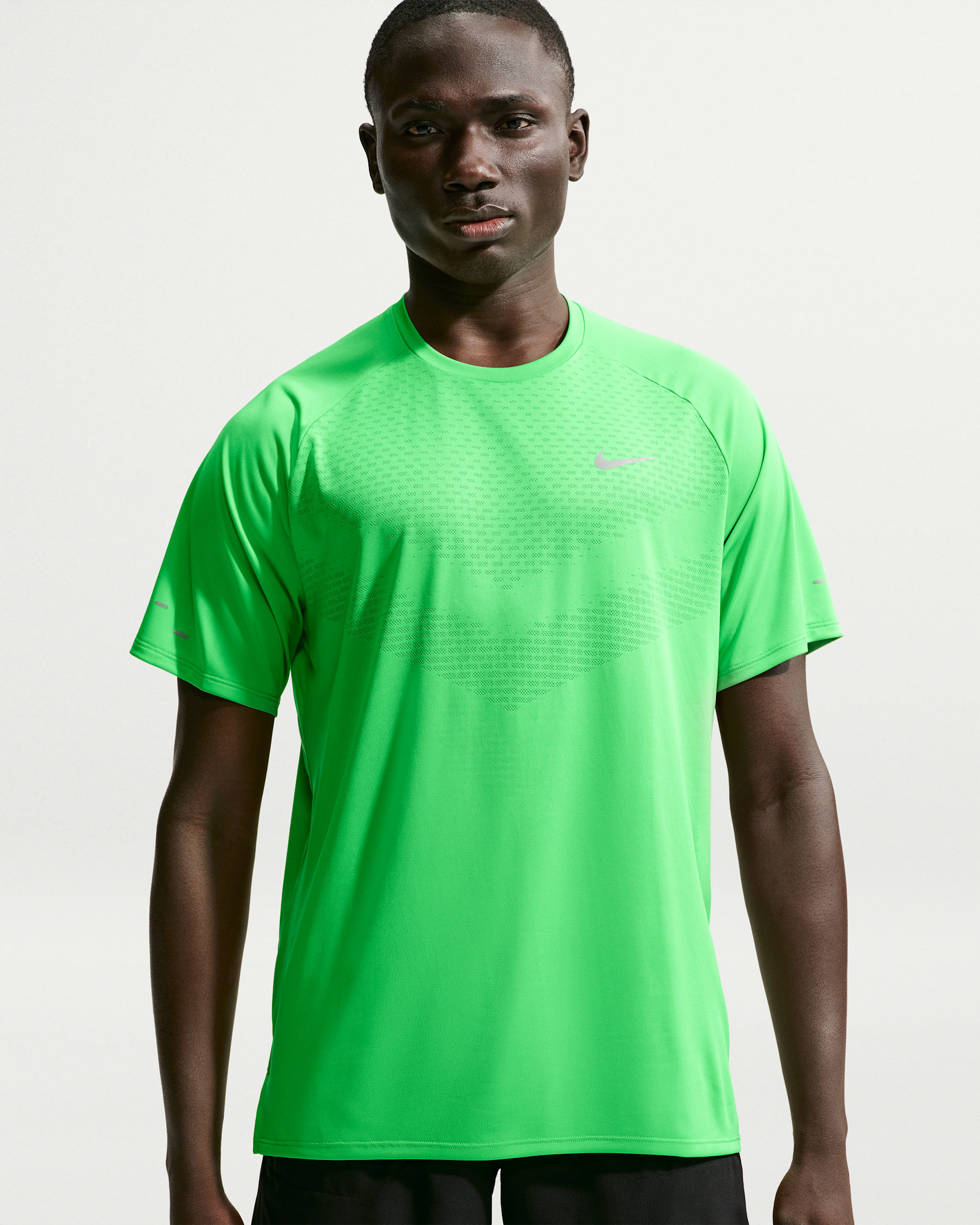 Nike Stride Men's Dri-FIT ADV Short-Sleeve Running Top - Green Spark