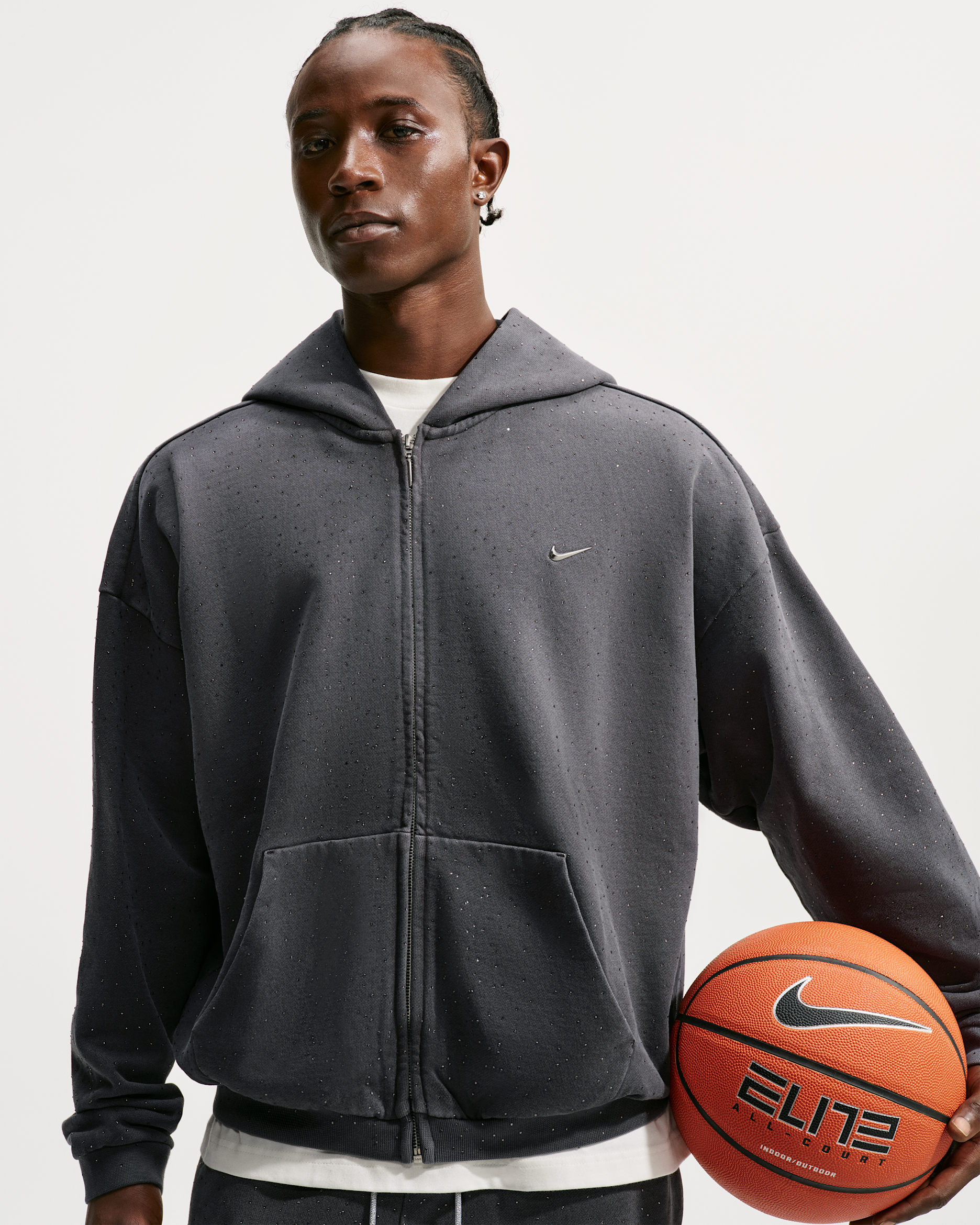 Nike Standard Issue Men's Brushed Heavyweight Full-Zip Basketball Hoodie - Black/Ice Silver