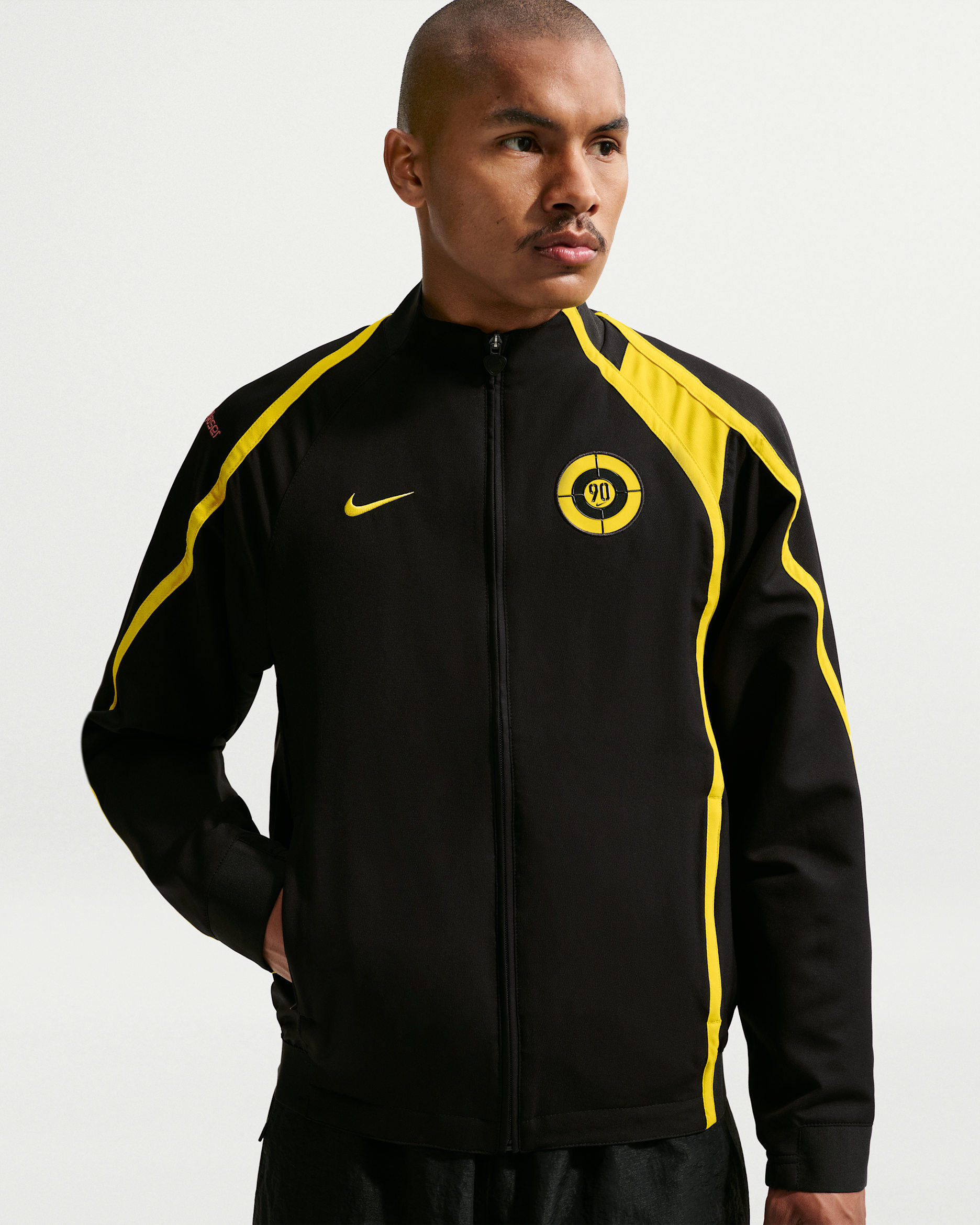 ナイキ マッド 90 コレクション “Laser 90” メンズウーブンジャケット - ブラック/ライトニング