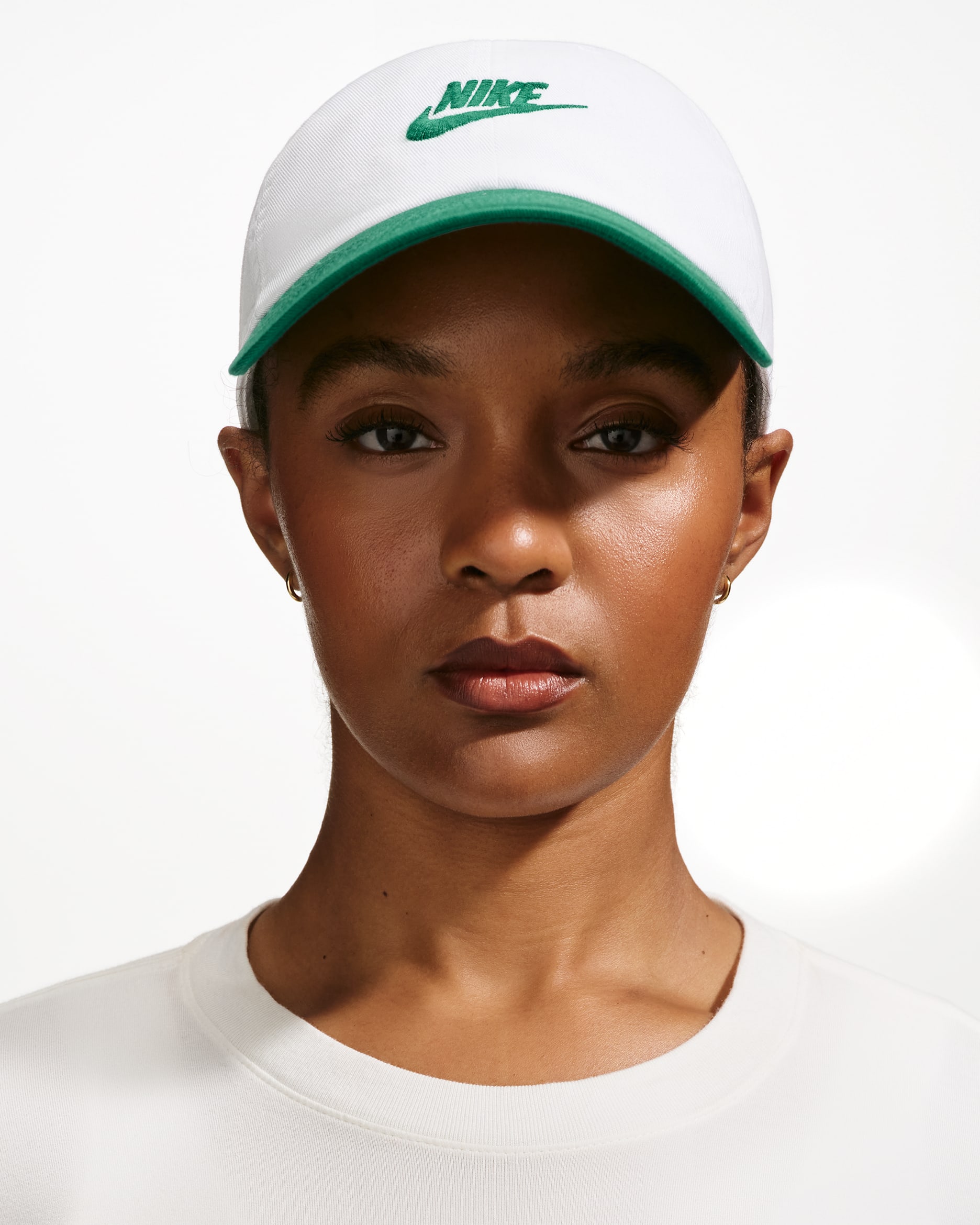 Nike Club Unstructured Futura Wash Cap - White/Malachite/Malachite