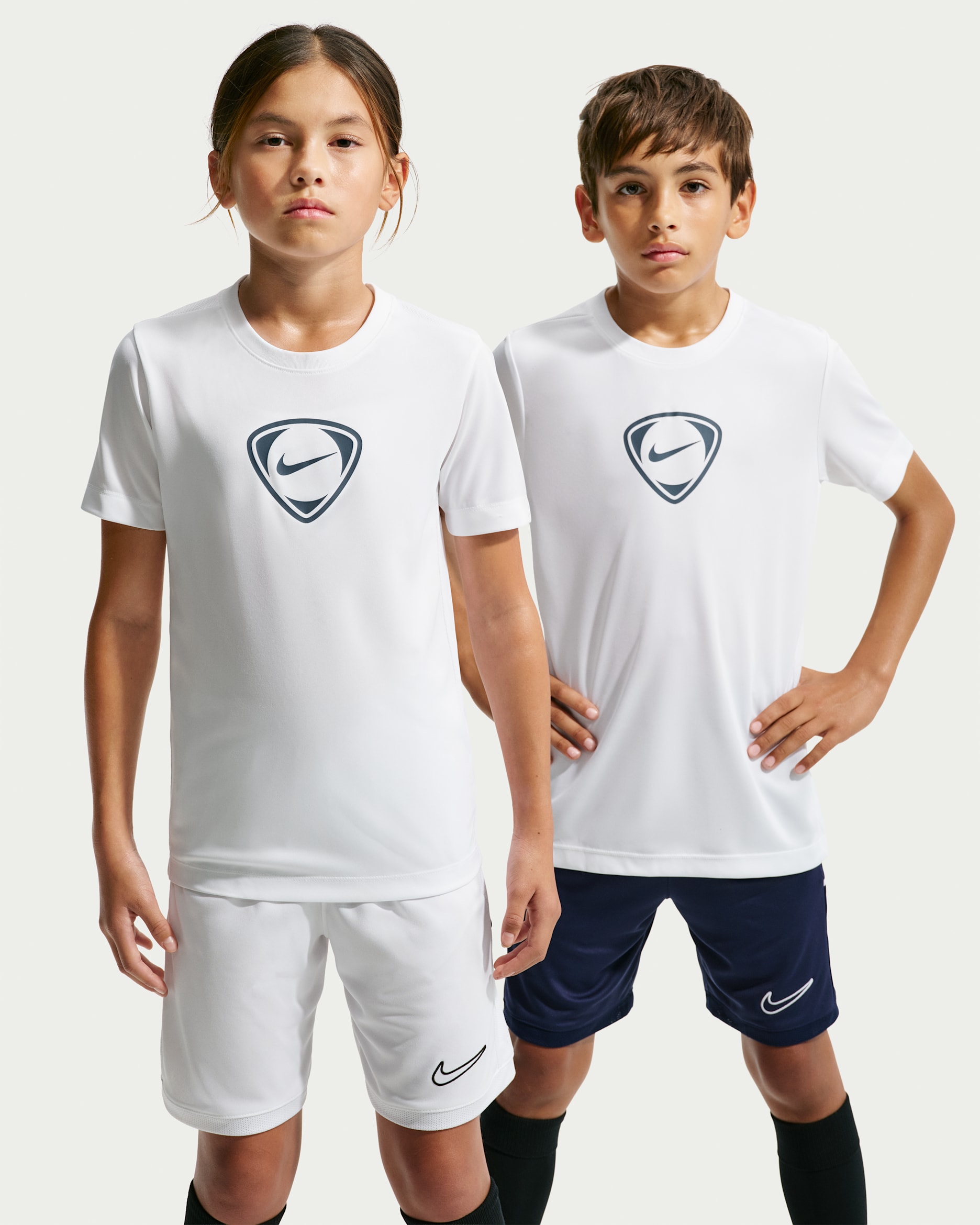 Nike Academy+ Dri-FIT Kurzarm-Fußballoberteil (ältere Kinder) - Weiß/Weiß/Off White/New Slate