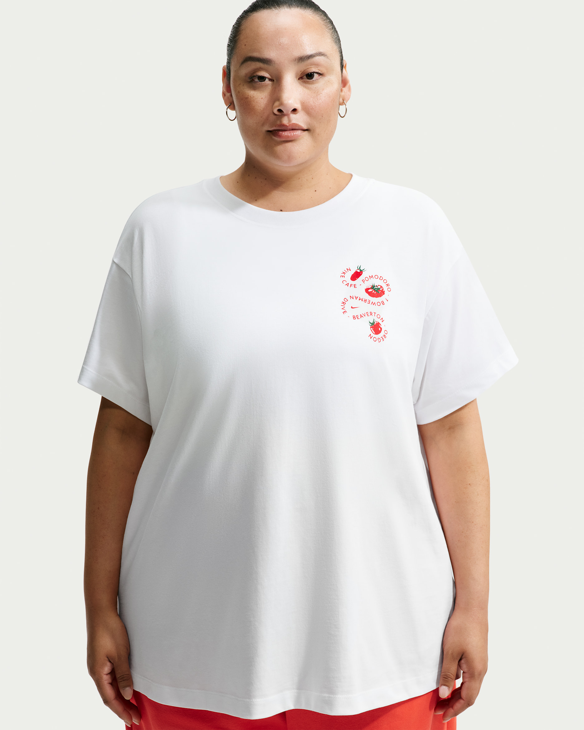 Nike Sportswear Classic Women's Oversized T-Shirt (Plus Size) - White