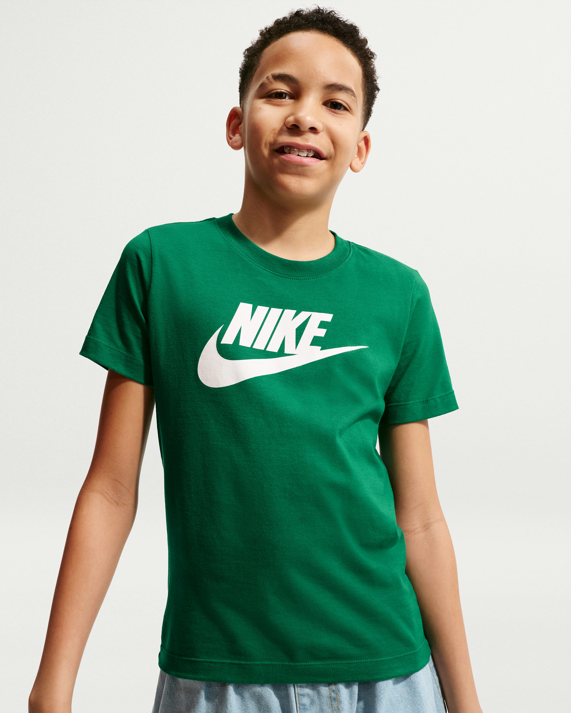 Nike Sportswear Big Kids' T-Shirt - Malachite