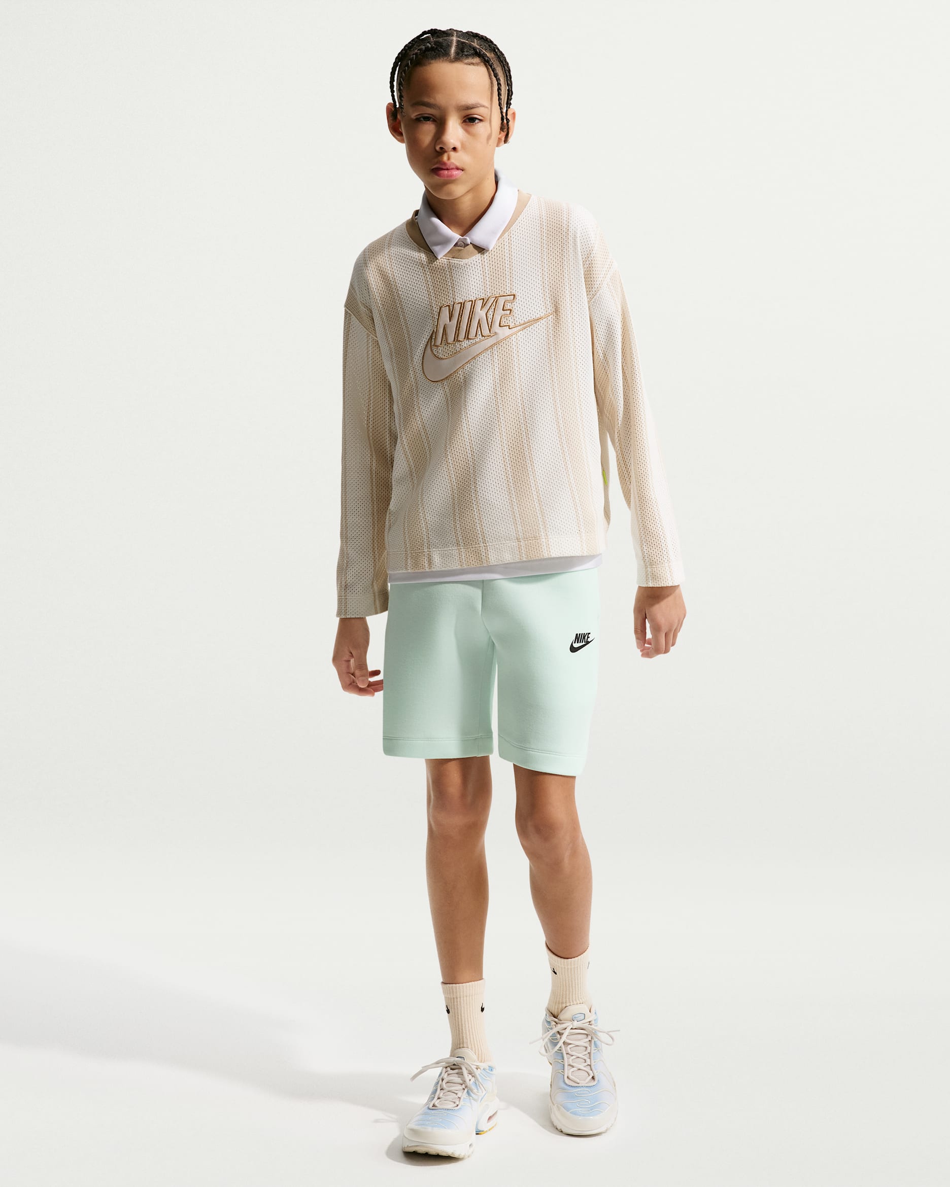 Nike Sportswear Tech Fleece Older Kids' (Boys') Shorts - Barely Green/Black