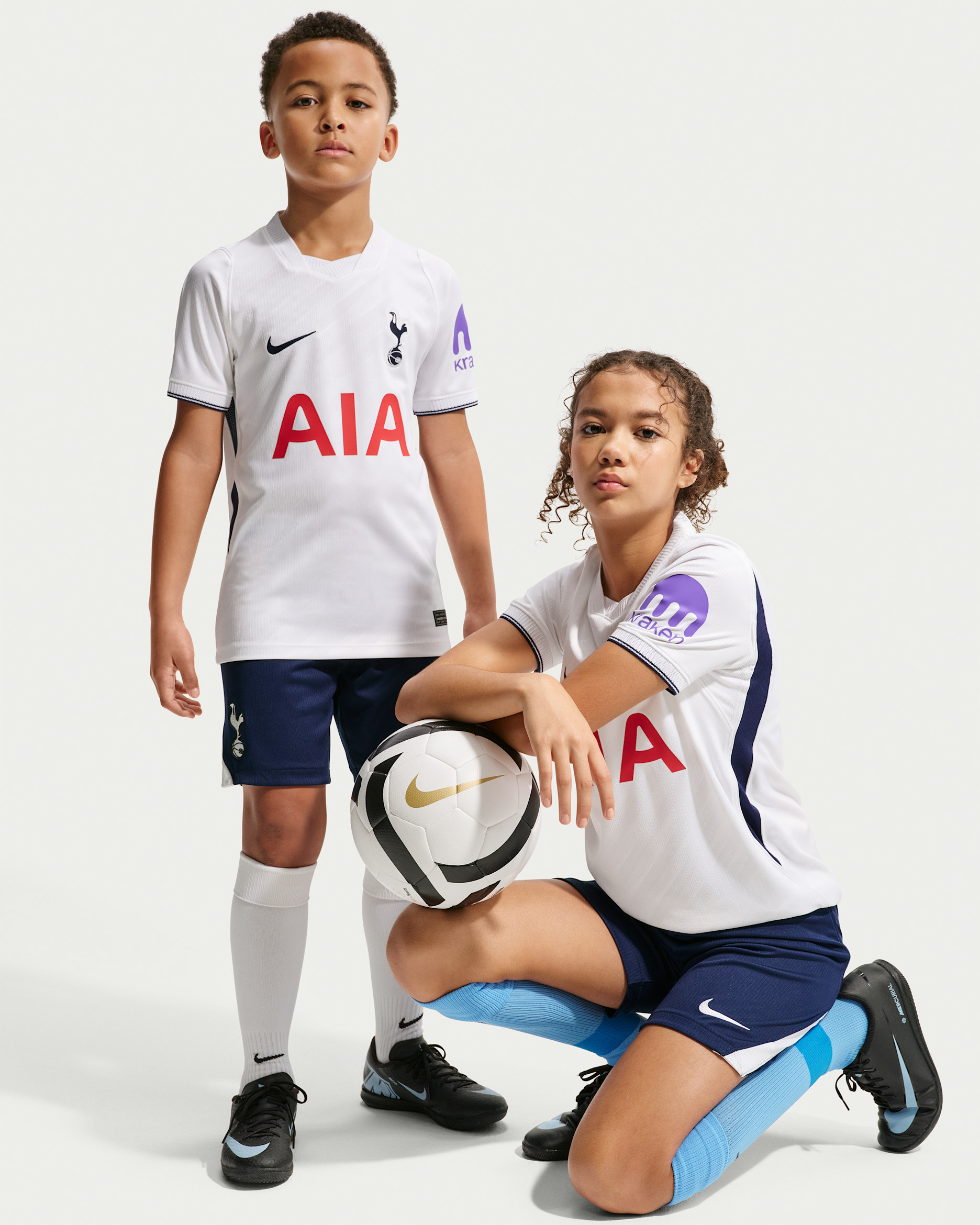 Tottenham Hotspur 2026/27 Stadium hazai Nike Dri-FIT replika futballrövidnadrág nagyobb gyerekeknek - Binary Blue/Fehér/Fehér