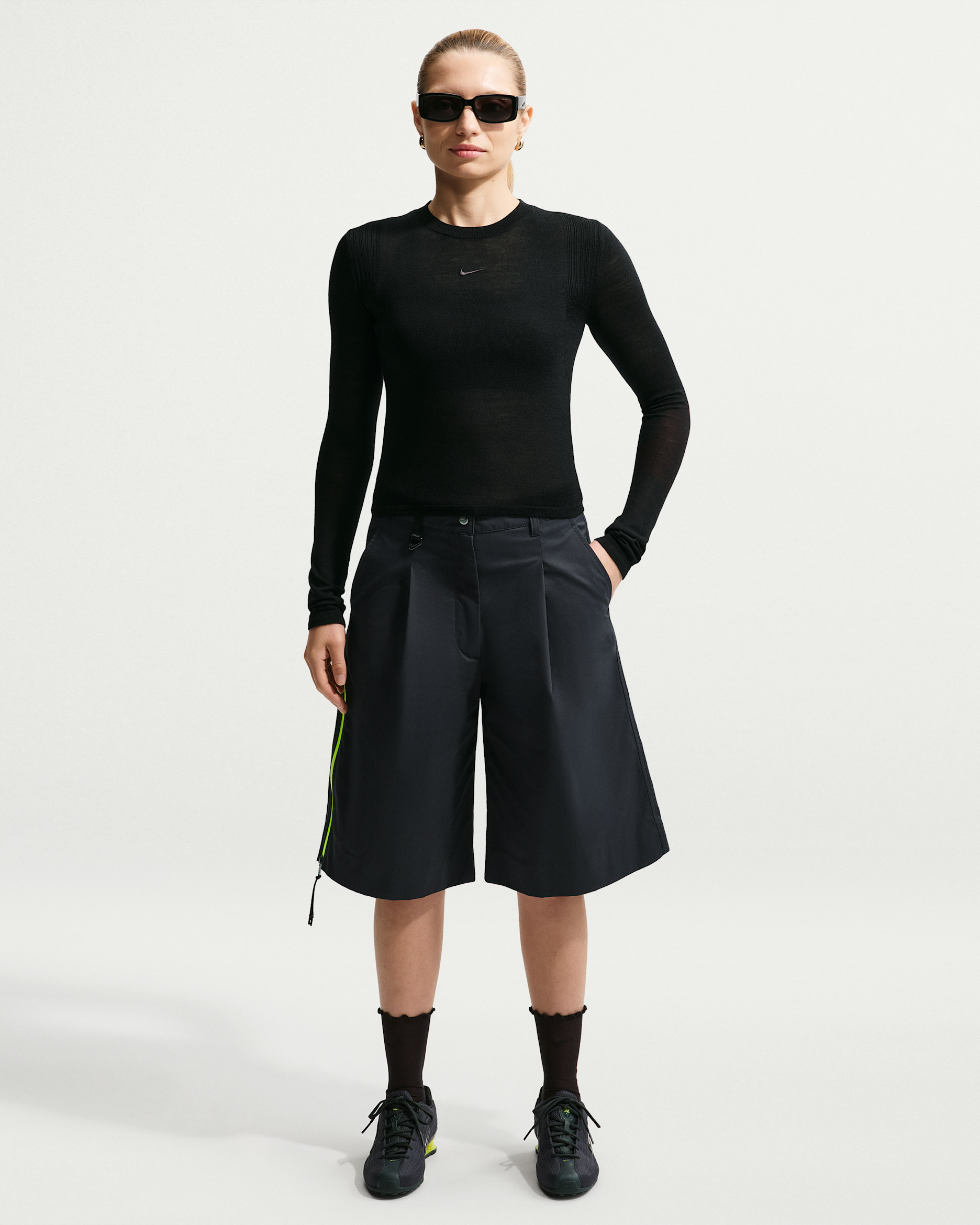 Short taille basse Nike Sportswear Airreverent pour femme - Noir/Noir