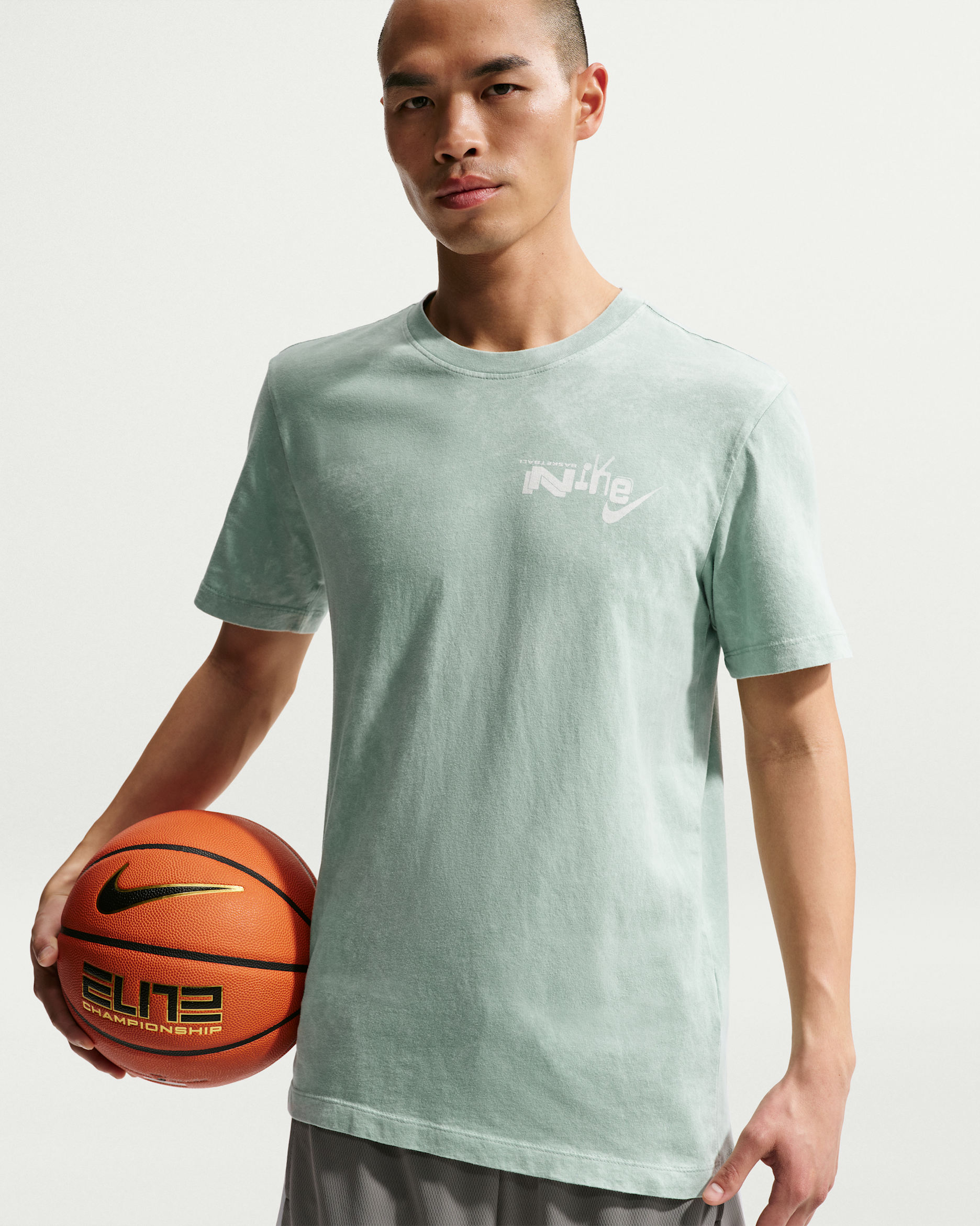 Nike Men's Basketball T-Shirt - Steam