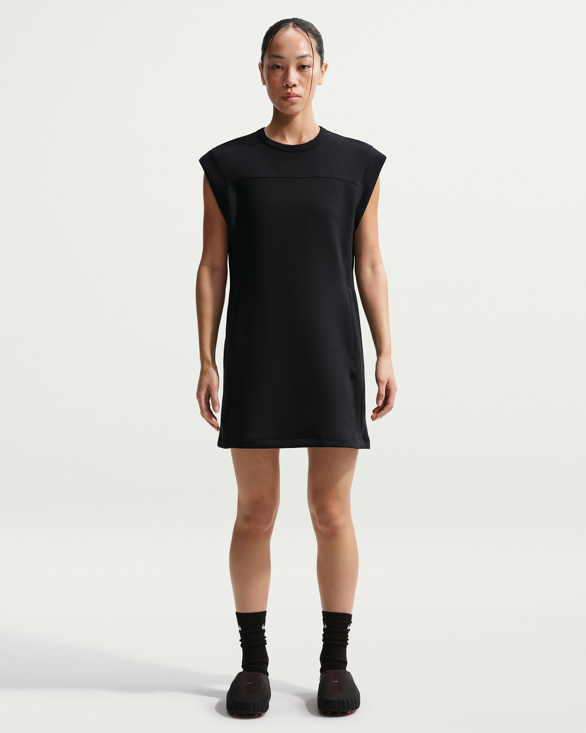 나이키 24.7 임파서블리소프트 여성 드라이 핏 드레스 - 블랙/블랙/다크 스모크 그레이