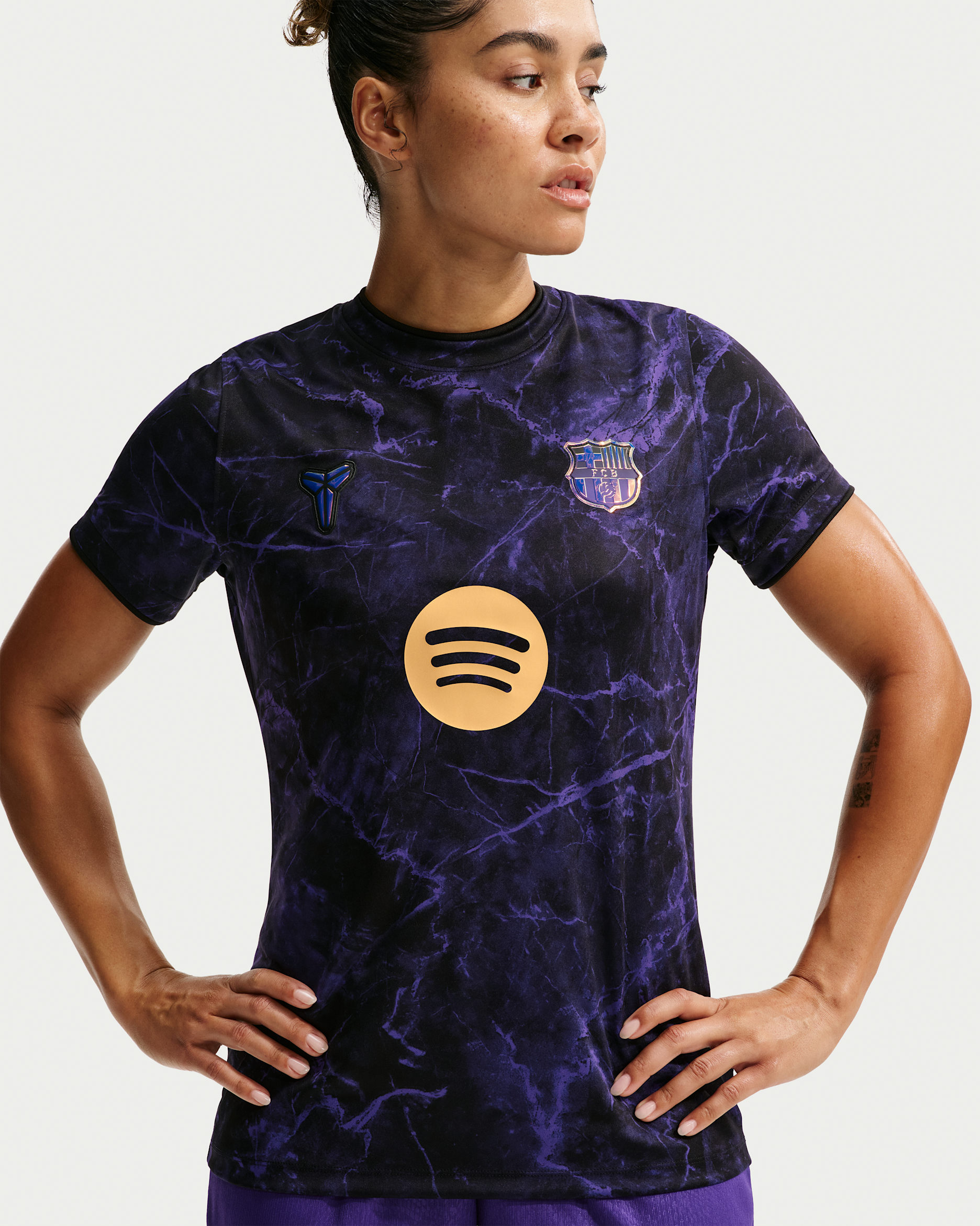 F.C. Barcelona Away Women's Kobe Dri-FIT Football Pre-Match Top - Field Purple/Field Purple/Black/Metallic Gold