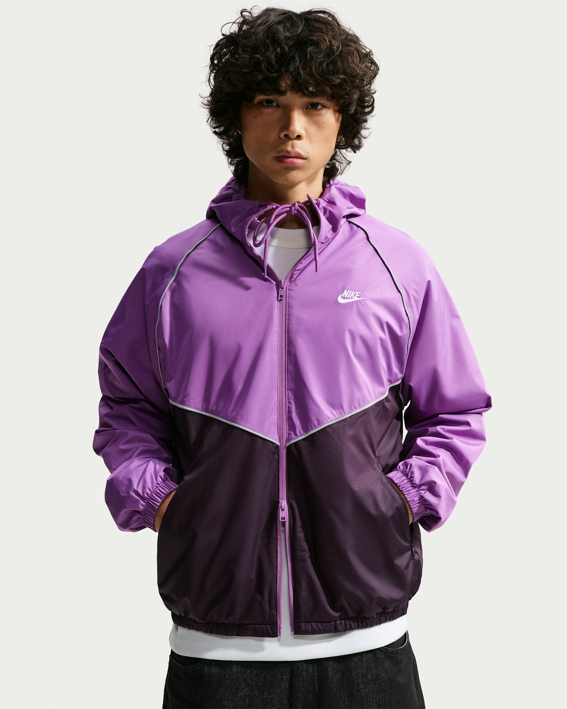Nike Windrunner Men's Loose Storm-FIT Jacket - Monarch Purple/Burgundy Ash/White