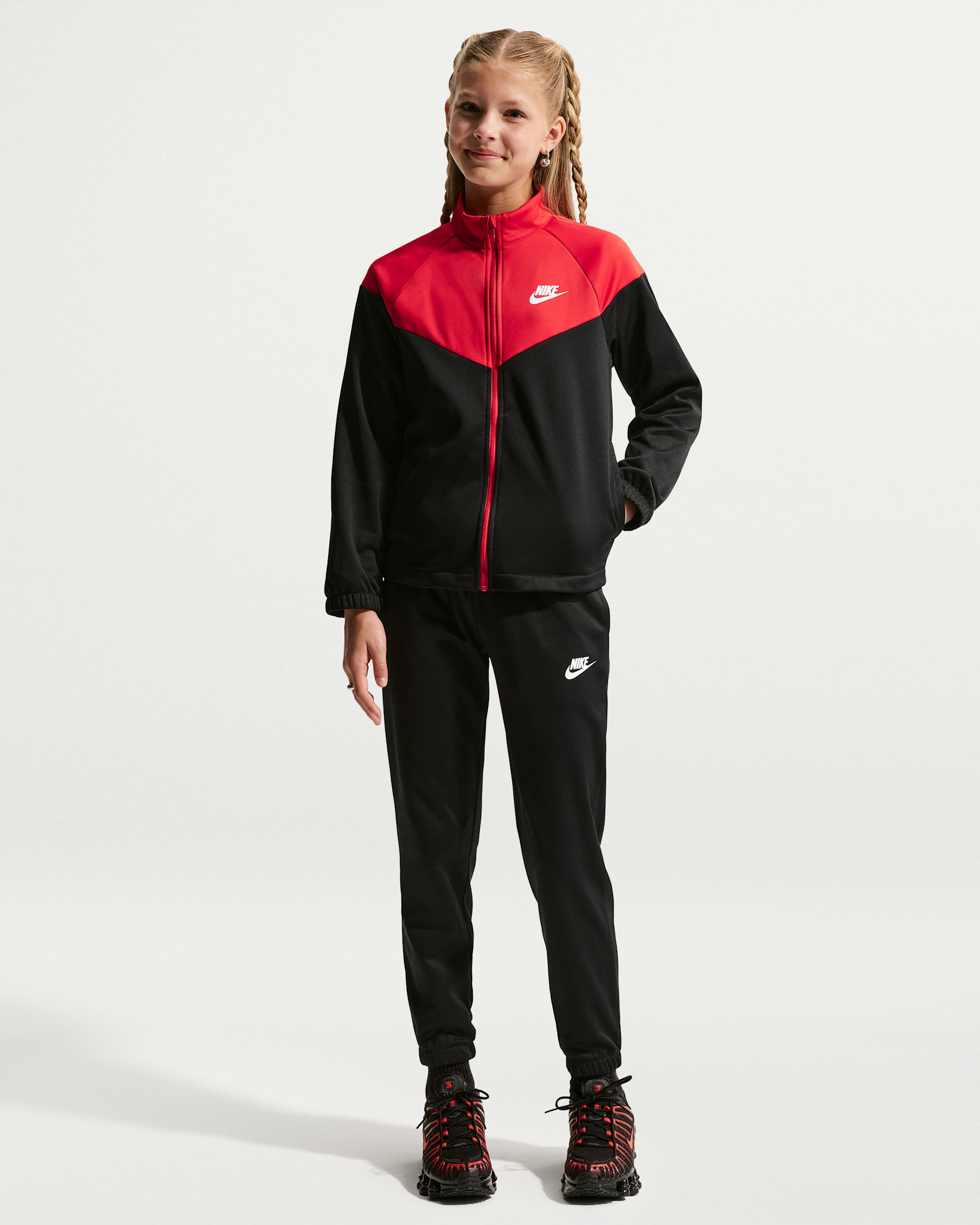 Conjunto deportivo Dri-FIT para niños talla grande Nike Sportswear - Negro/Rojo universitario/Blanco