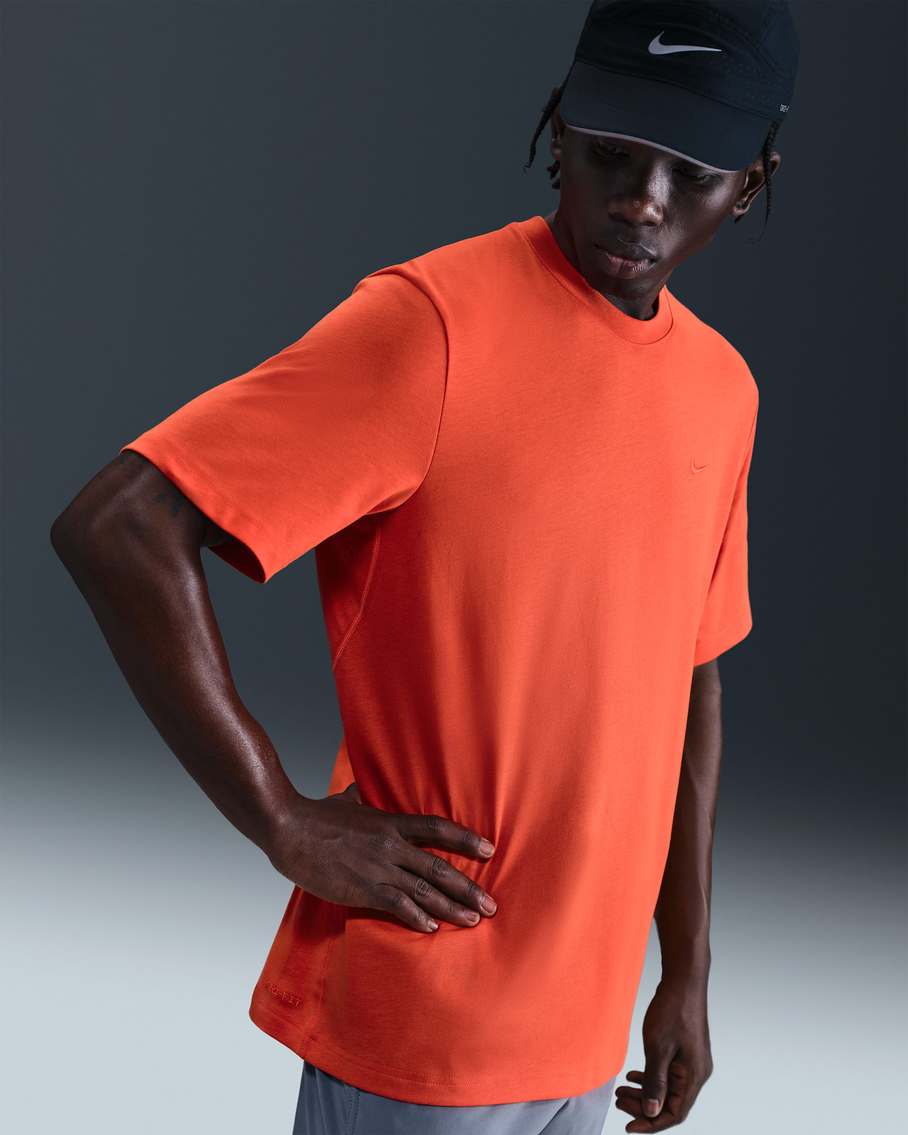 나이키 드라이 핏 프라이머리 남성 트레이닝 티셔츠 - 피칸테 레드/피칸테 레드