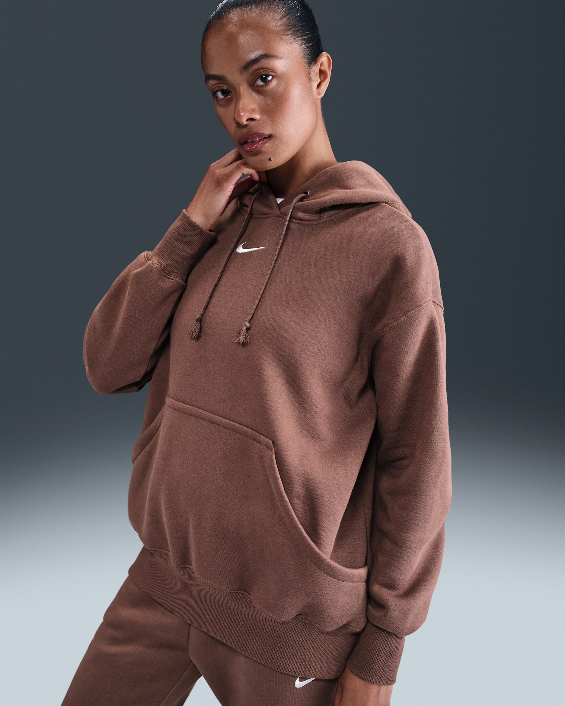 Sudadera con gorro sin cierre oversized para mujer Nike Sportswear Phoenix Fleece - Marrón fauna/Vela