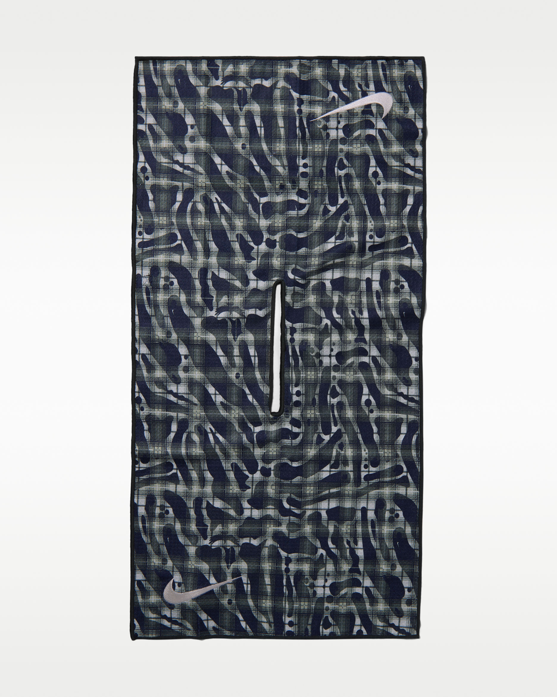 Nike Caddy Golf Towel - Black Spruce/Black Spruce/Spruce Aura