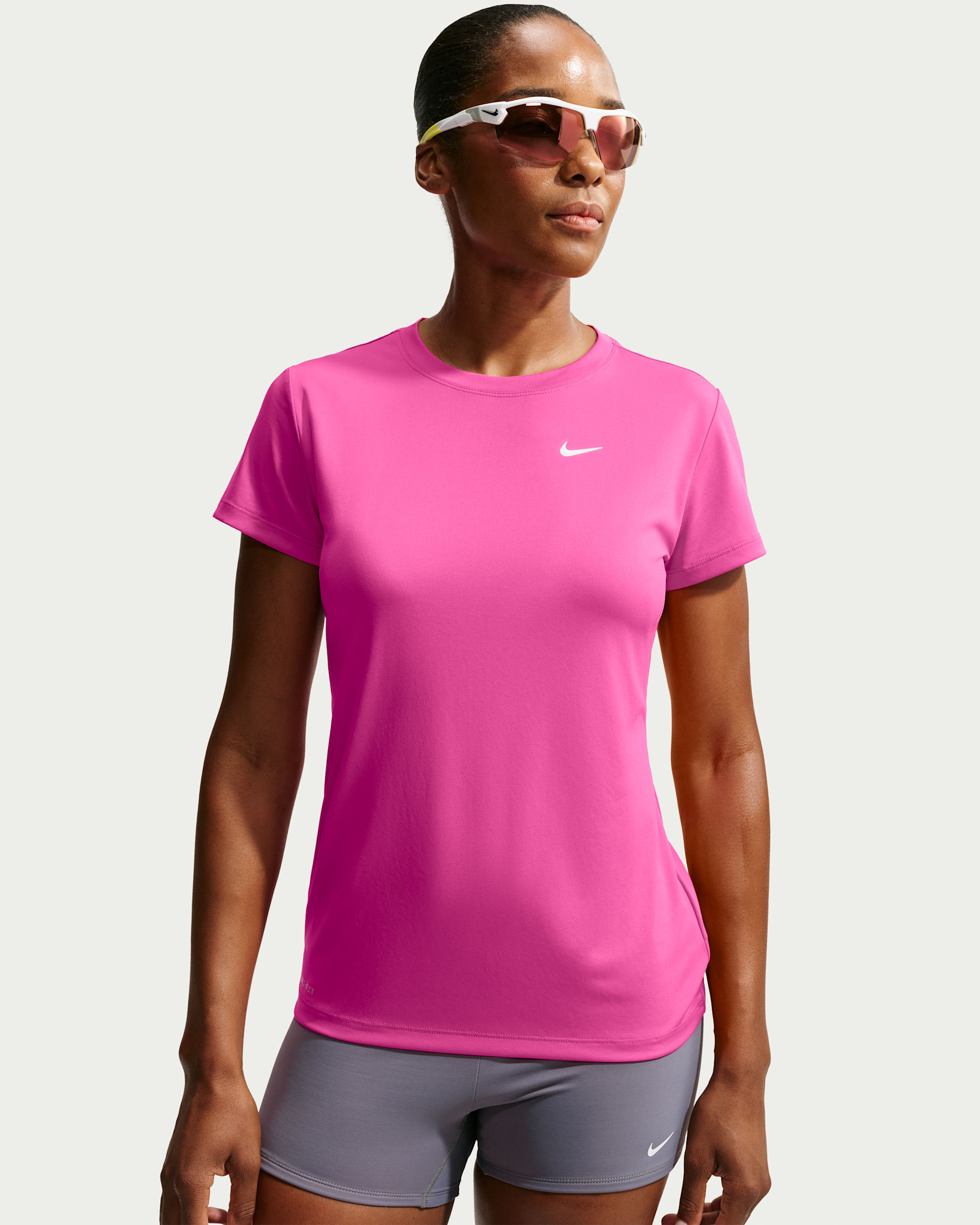 Playera de manga corta Dri-FIT UV para mujer Nike Swim Hydroguard - Rosa desierto