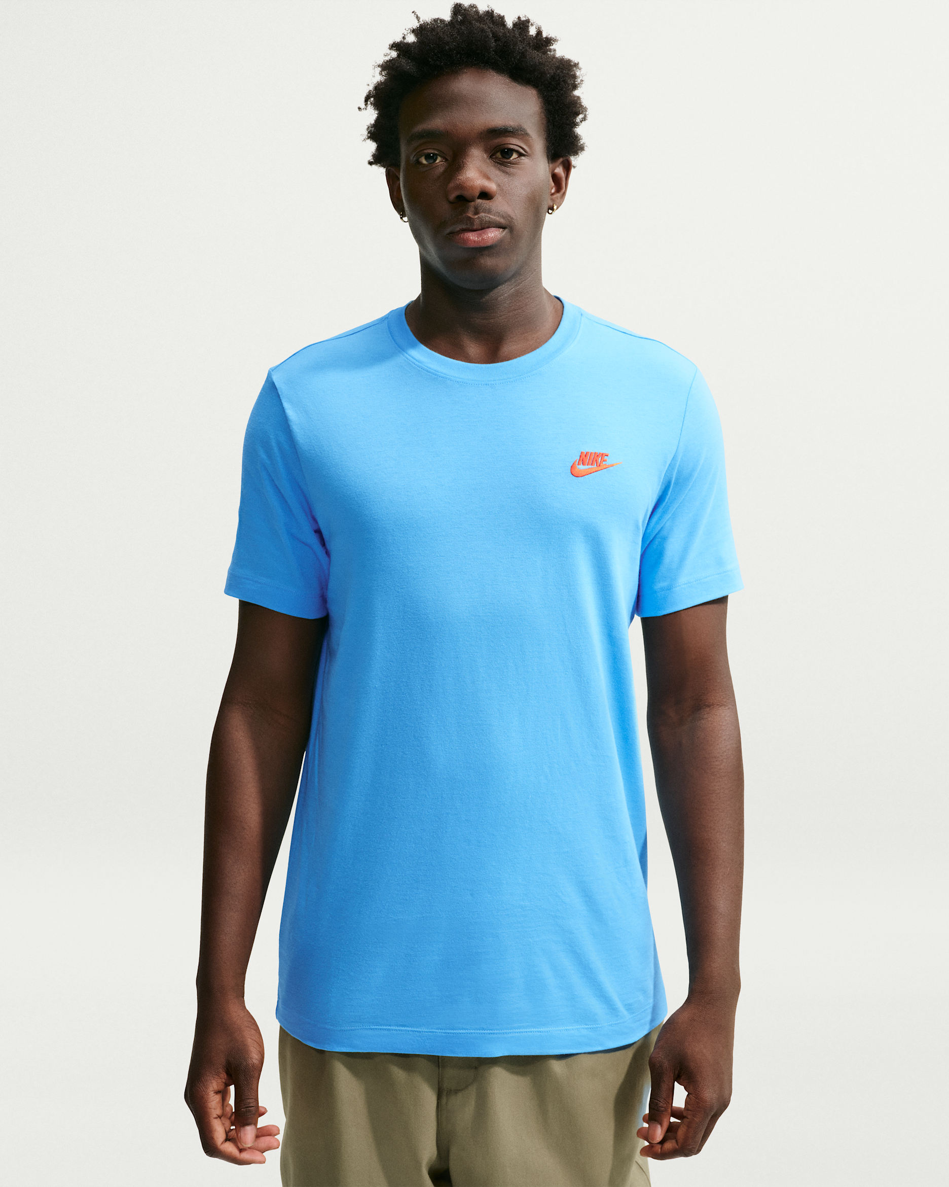 T-shirt Nike Sportswear Club – Uomo - Football Blue/Safety Orange