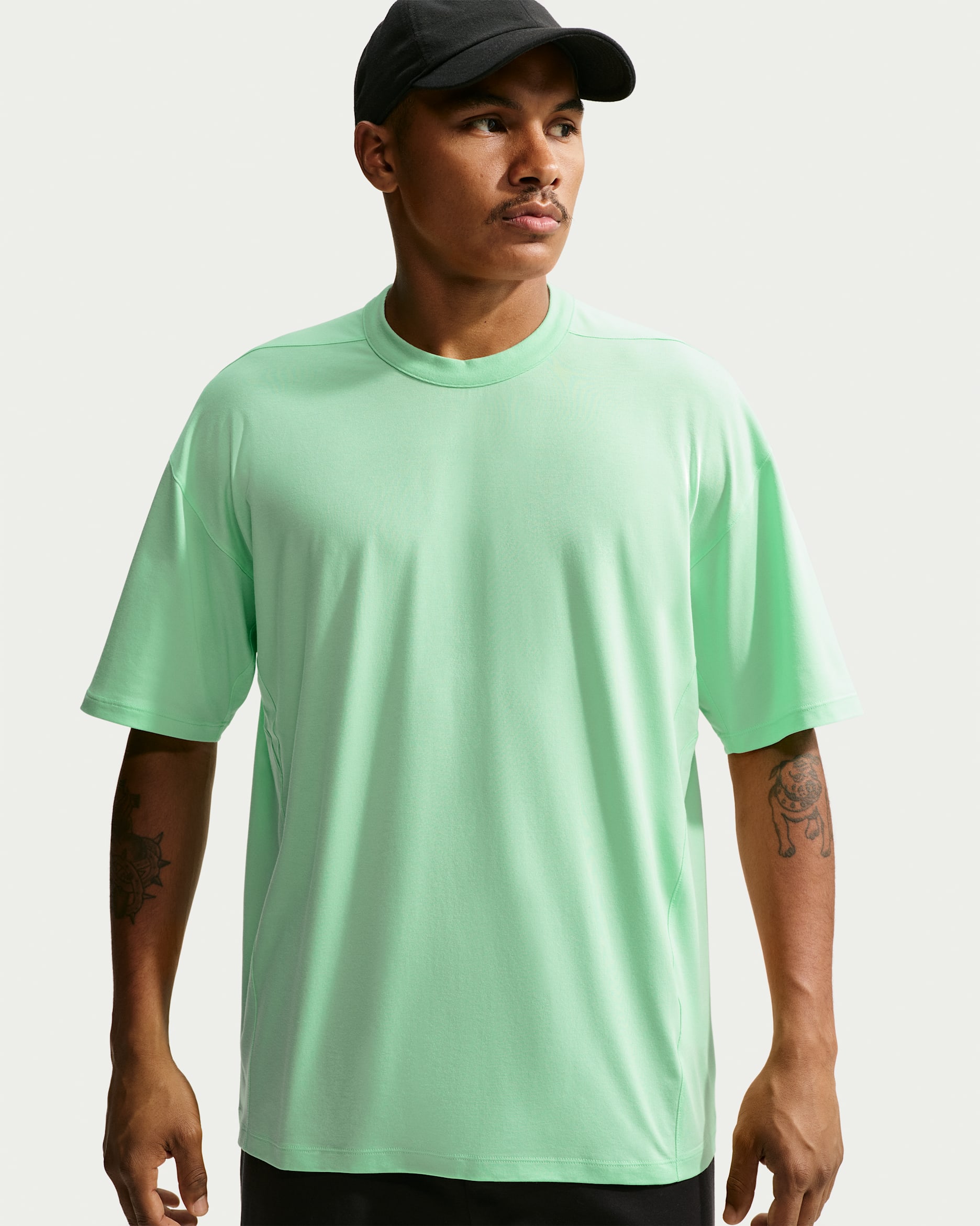 Nike 24.7 ImpossiblySoft Light Men's Dri-FIT Short-Sleeve T-Shirt - Cucumber Calm/Sail/Illusion Green