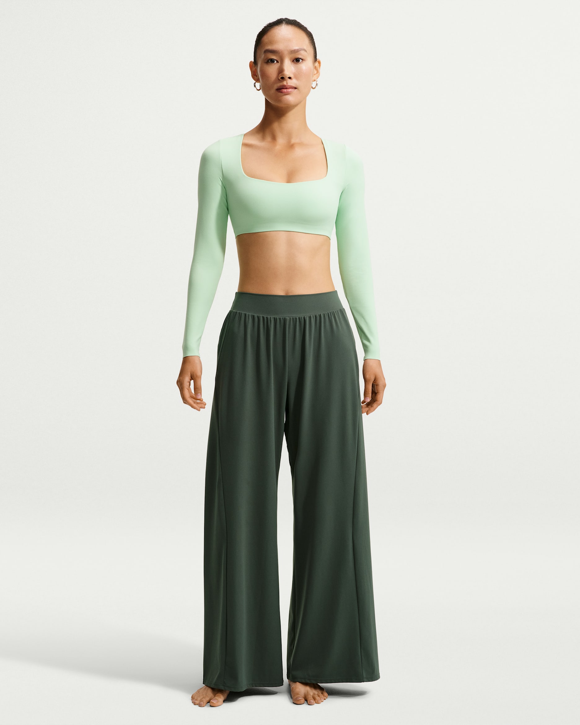 Nike Zenvy Women's Mid-Rise Wide-Leg Trousers - Camo Green/White