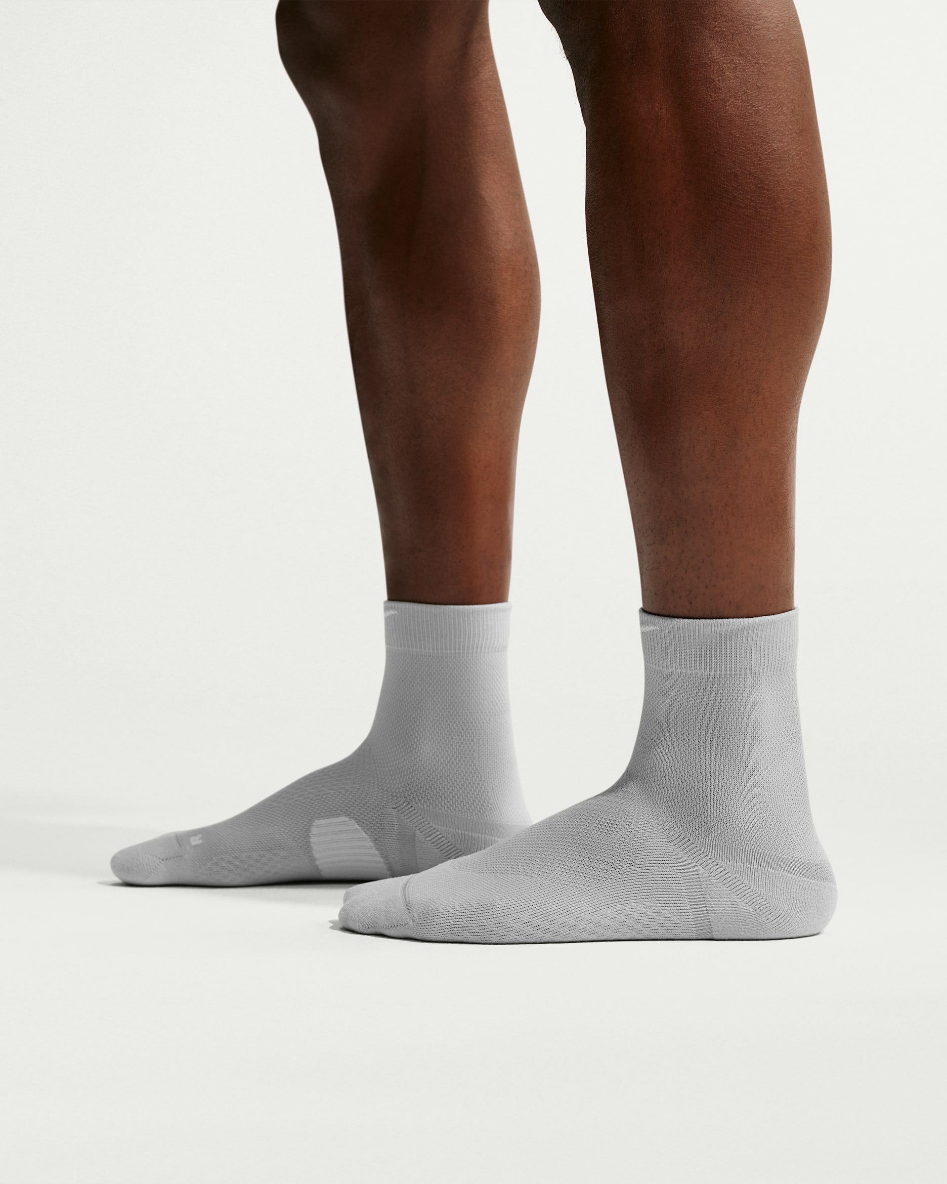 Nike Run Midweight Running Micro-Crew Socks (1 Pair) - Light Smoke Grey/Pure Platinum/Light Smoke Grey/White