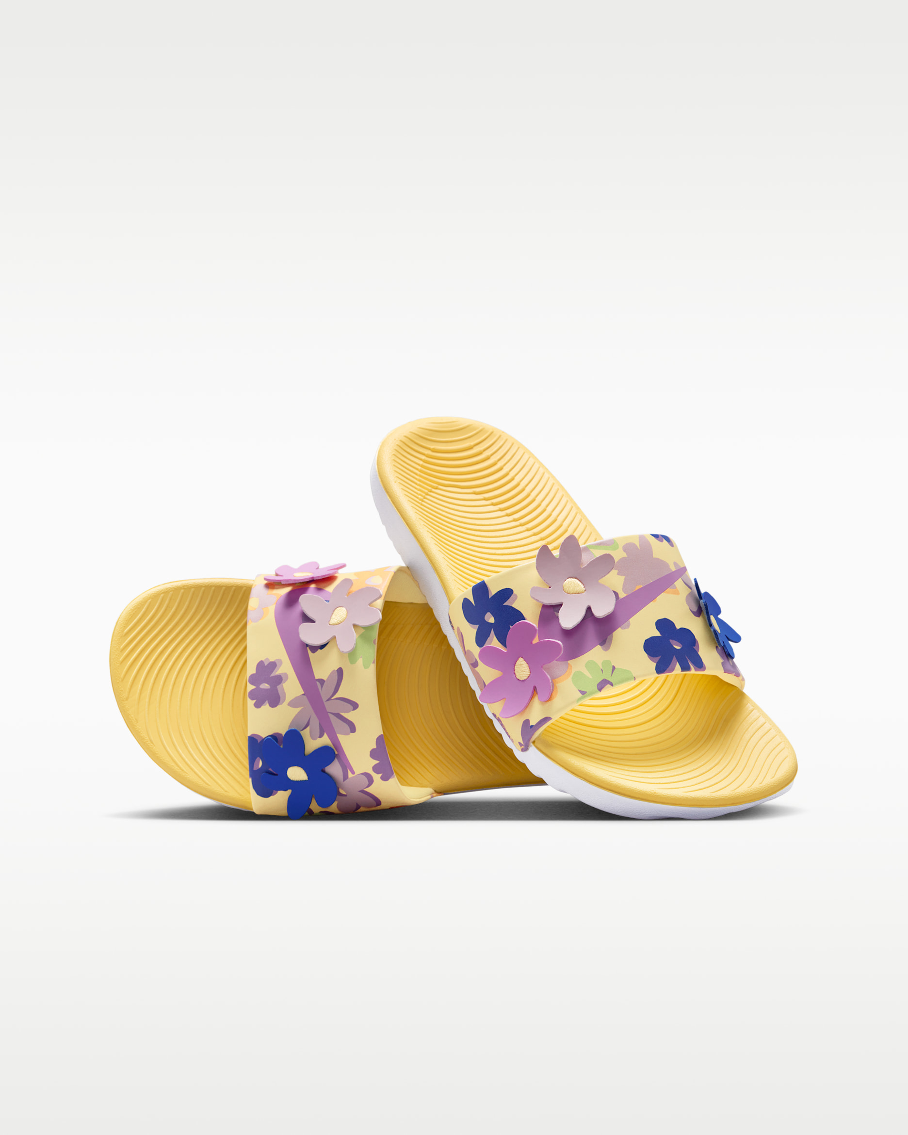 Nike Kawa SE sandal til små/store barn - Soft Yellow/Silt Red/Sapphire/Light Magenta