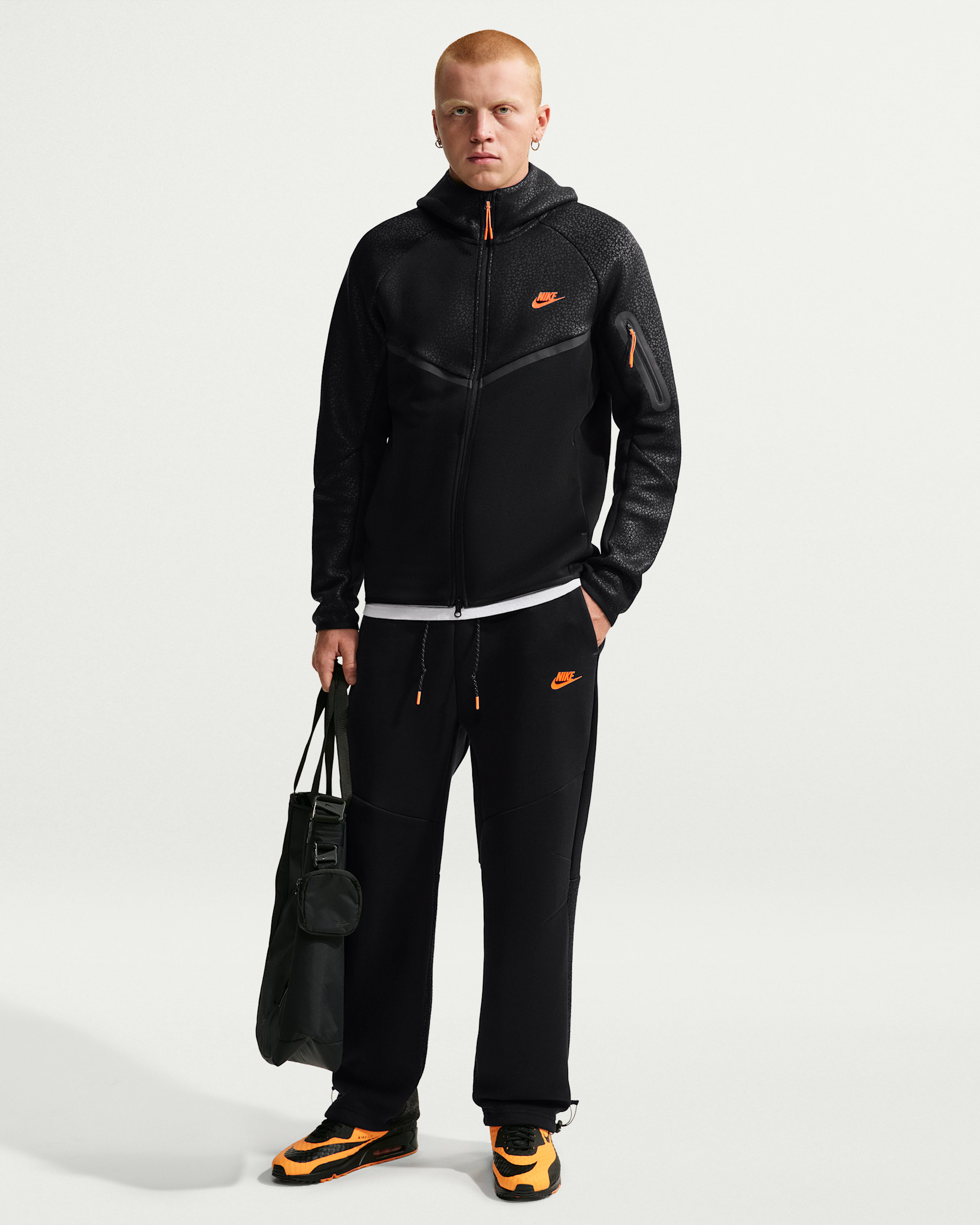 Nike Tech  Men's Open-Hem Fleece Pants - Black/Total Orange