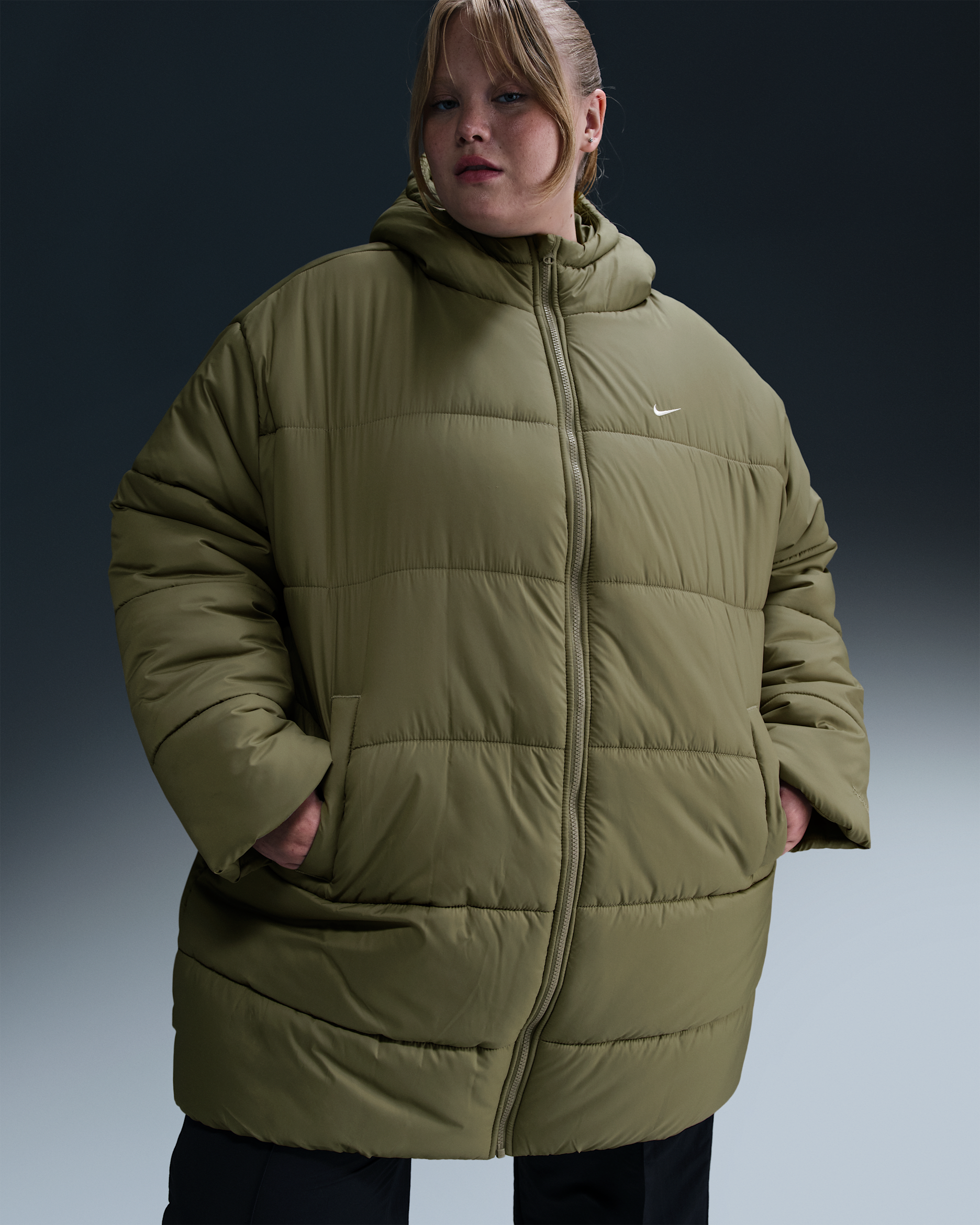Nike Sportswear Classic Puffer Women's Therma-FIT Loose Parka (Plus Size) - Light Army/White