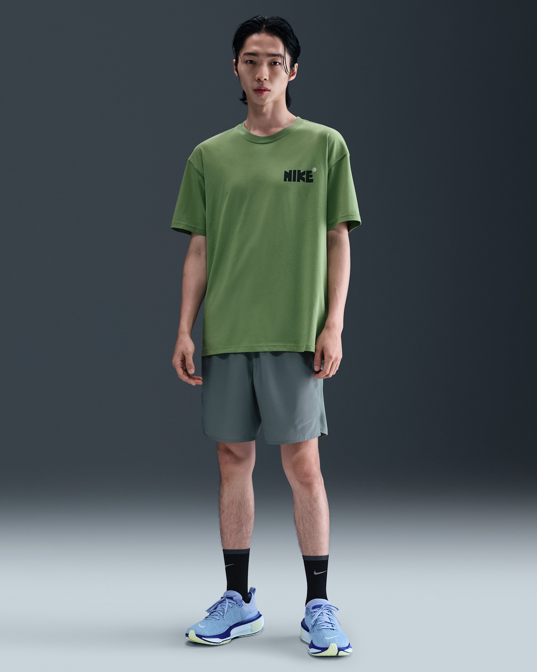 ナイキ Dri-FIT チャレンジャー メンズ 18cm バーサタイル ショートパンツ (インナー付き) - クレイグリーン/クレイグリーン/ブラック