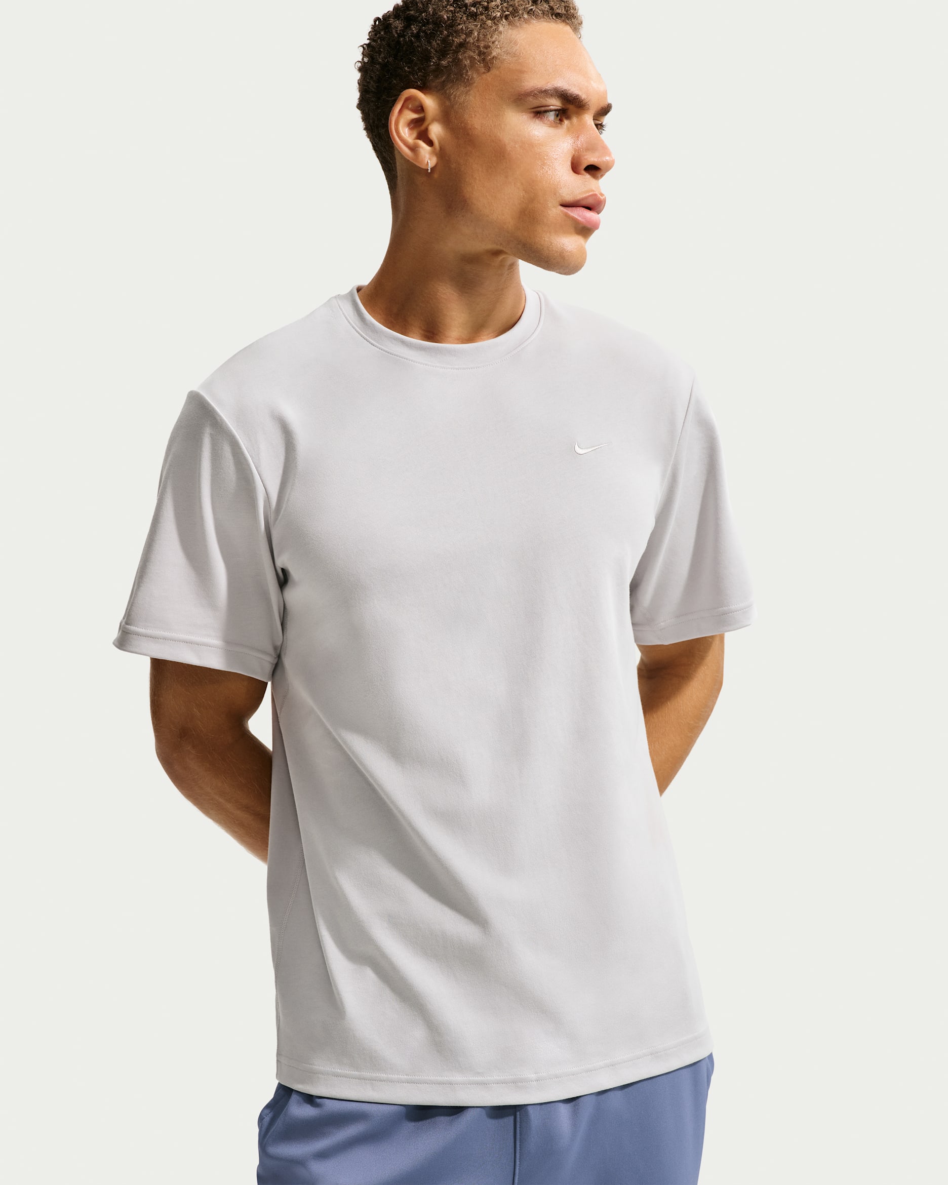 Nike Primary Men's Dri-FIT Short-Sleeve Versatile Top - Grey Fog/Grey Fog