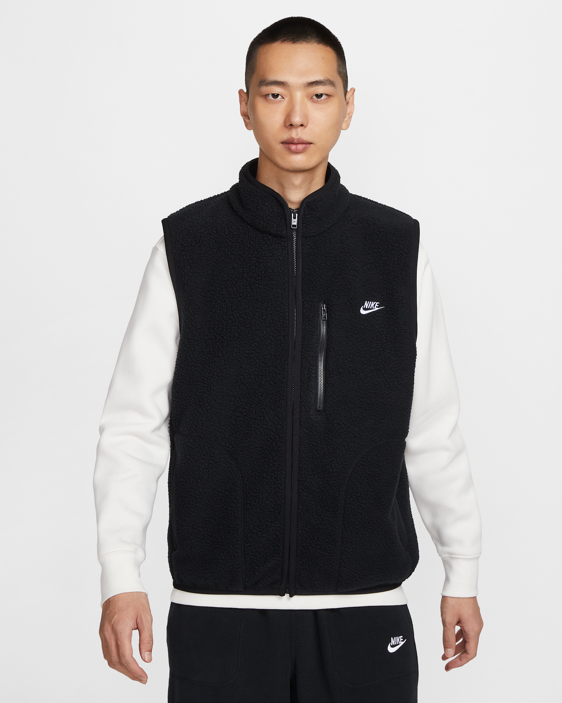나이키 스포츠웨어 클럽 남성 윈터라이즈드 베스트 - 블랙/화이트