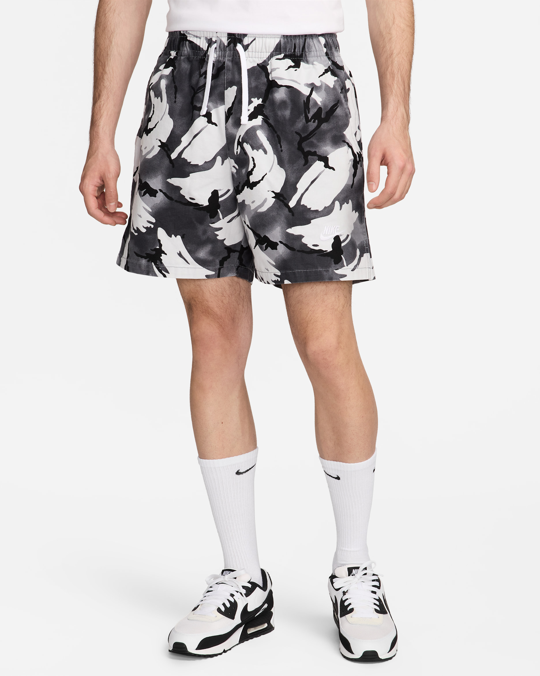 Nike Club Fleece Men's Woven Flow Shorts - Cool Grey/White