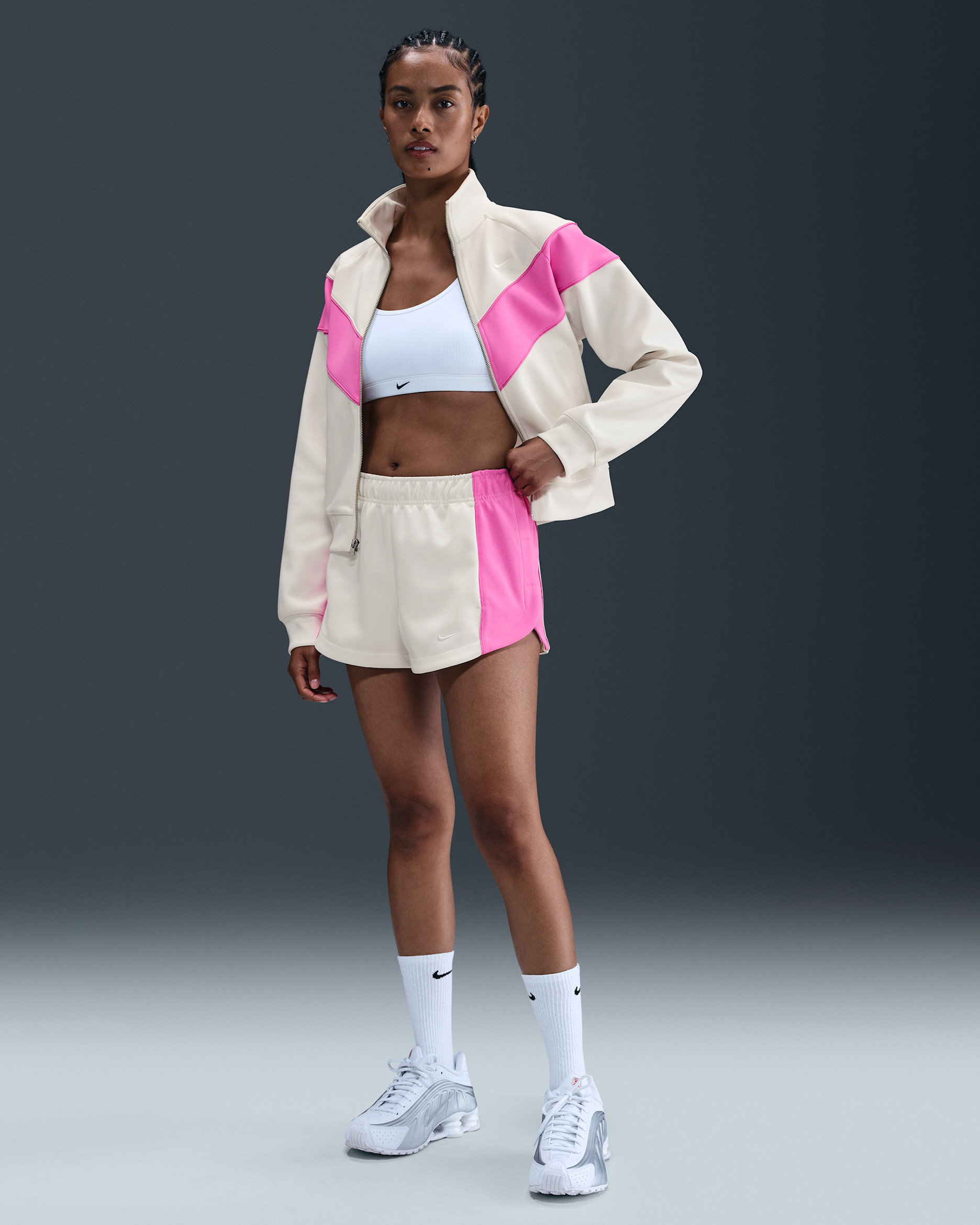 Nike Sportswear Windrunner damesshorts met halfhoge taille (5 cm) - Sail/Playful Pink/Sail