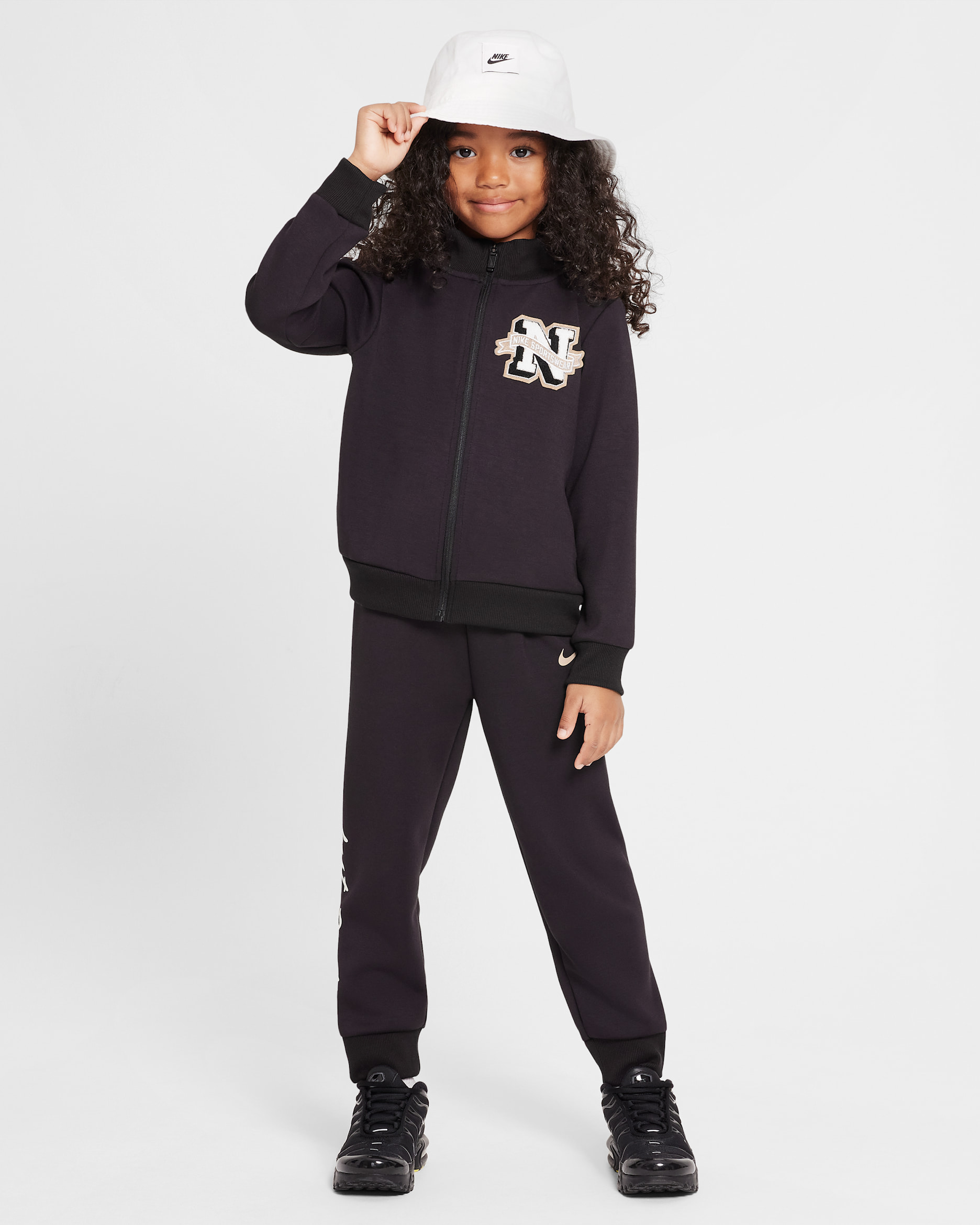 Conjunto de pista de dos piezas para niños talla pequeña Nike Swoosh Spirit - Negro