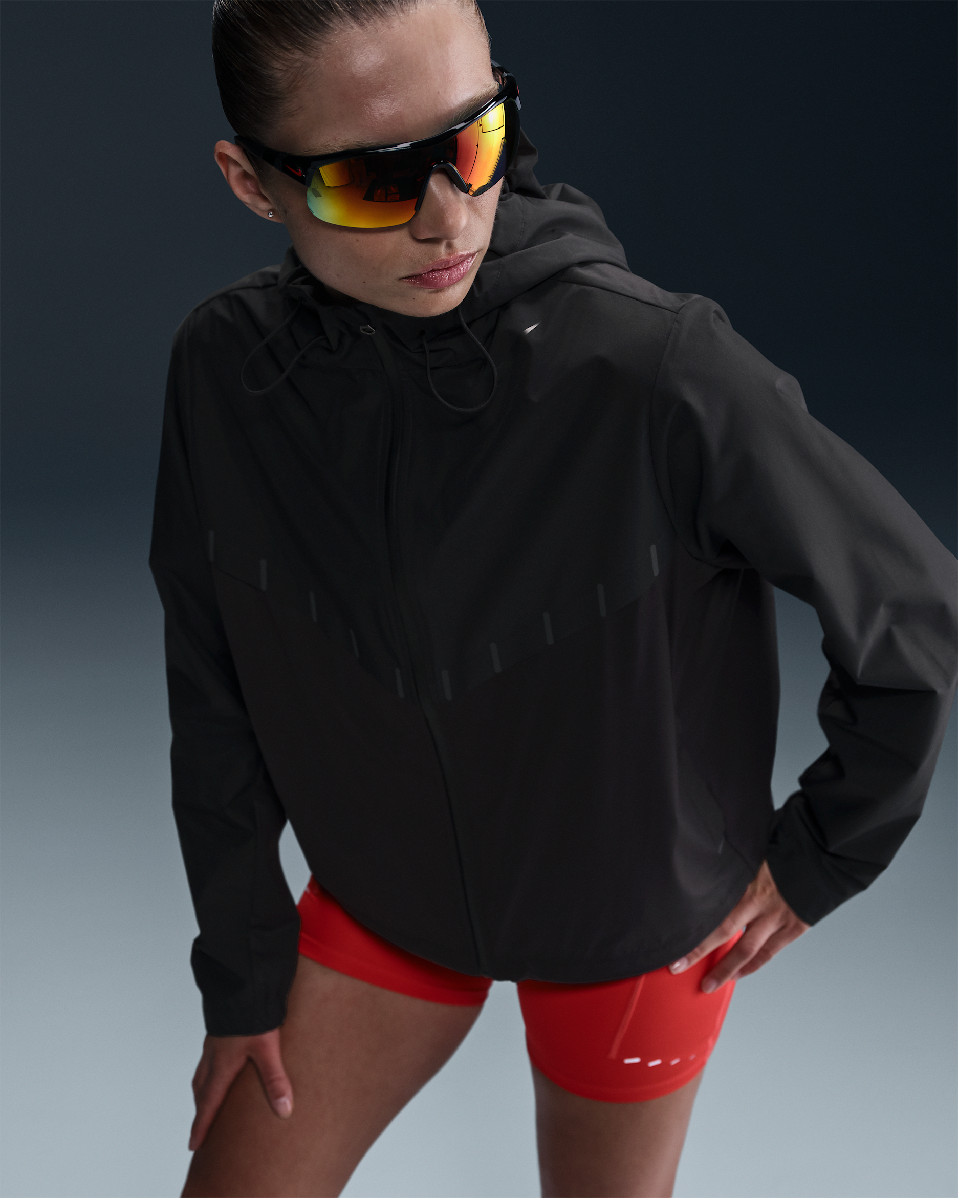 Damska kurtka do biegania Storm-FIT Nike AeroSwift Aerogami - Czerń/Czerń