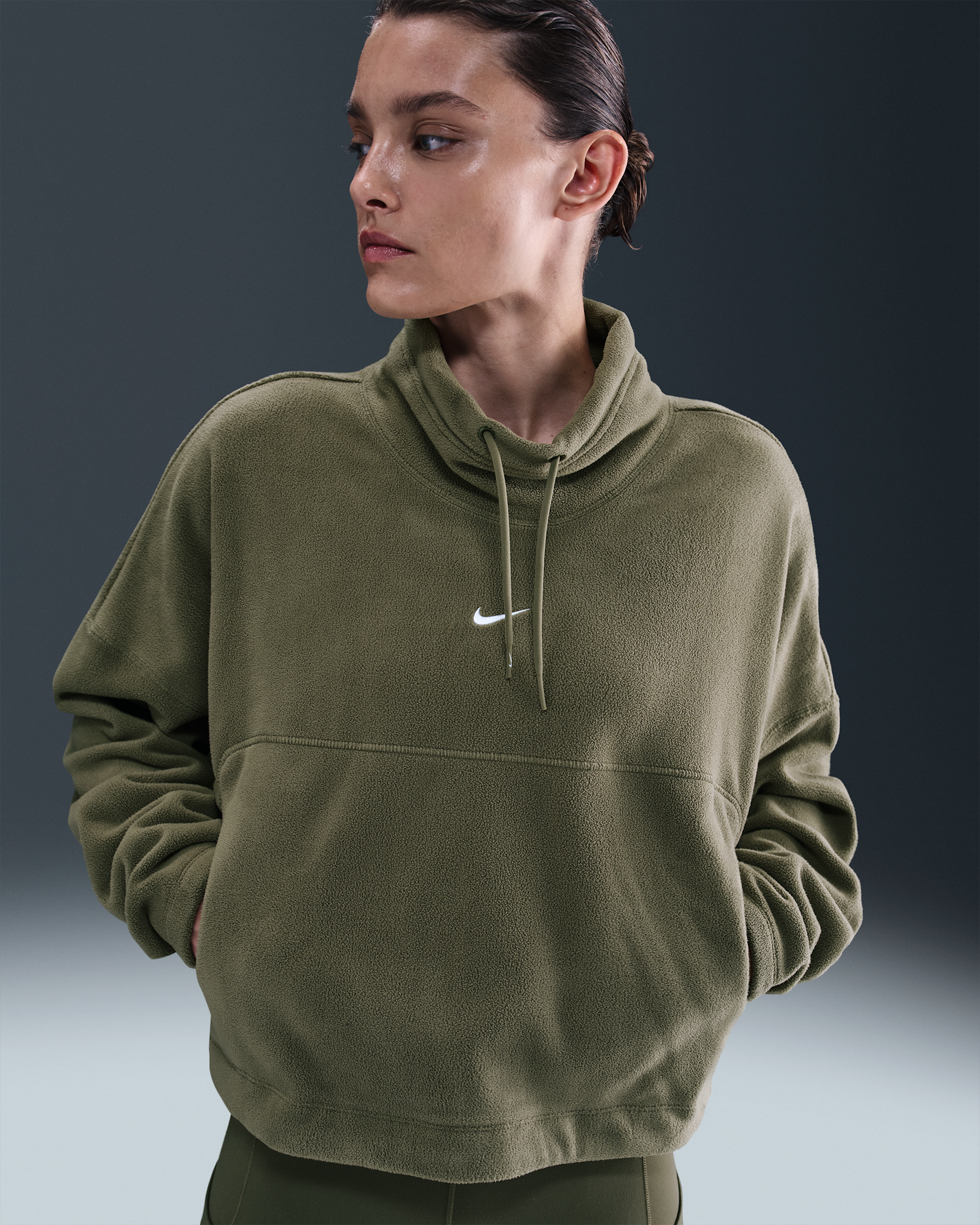 Nike One Therma-FIT-overdel til kvinder - Medium Olive/hvid
