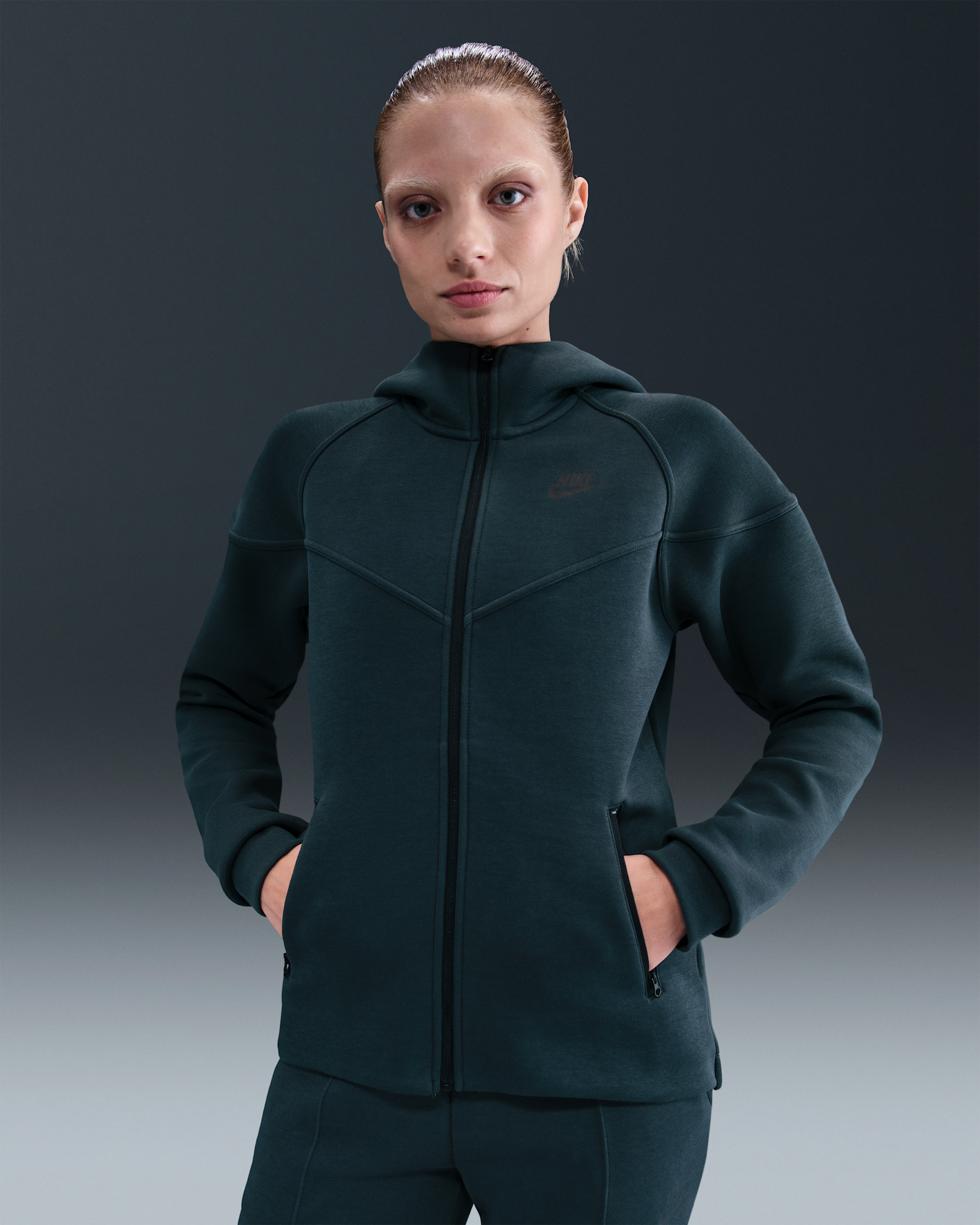 Nike Sportswear Tech Fleece Windrunner Women's Full-Zip Hoodie - Seaweed/Black