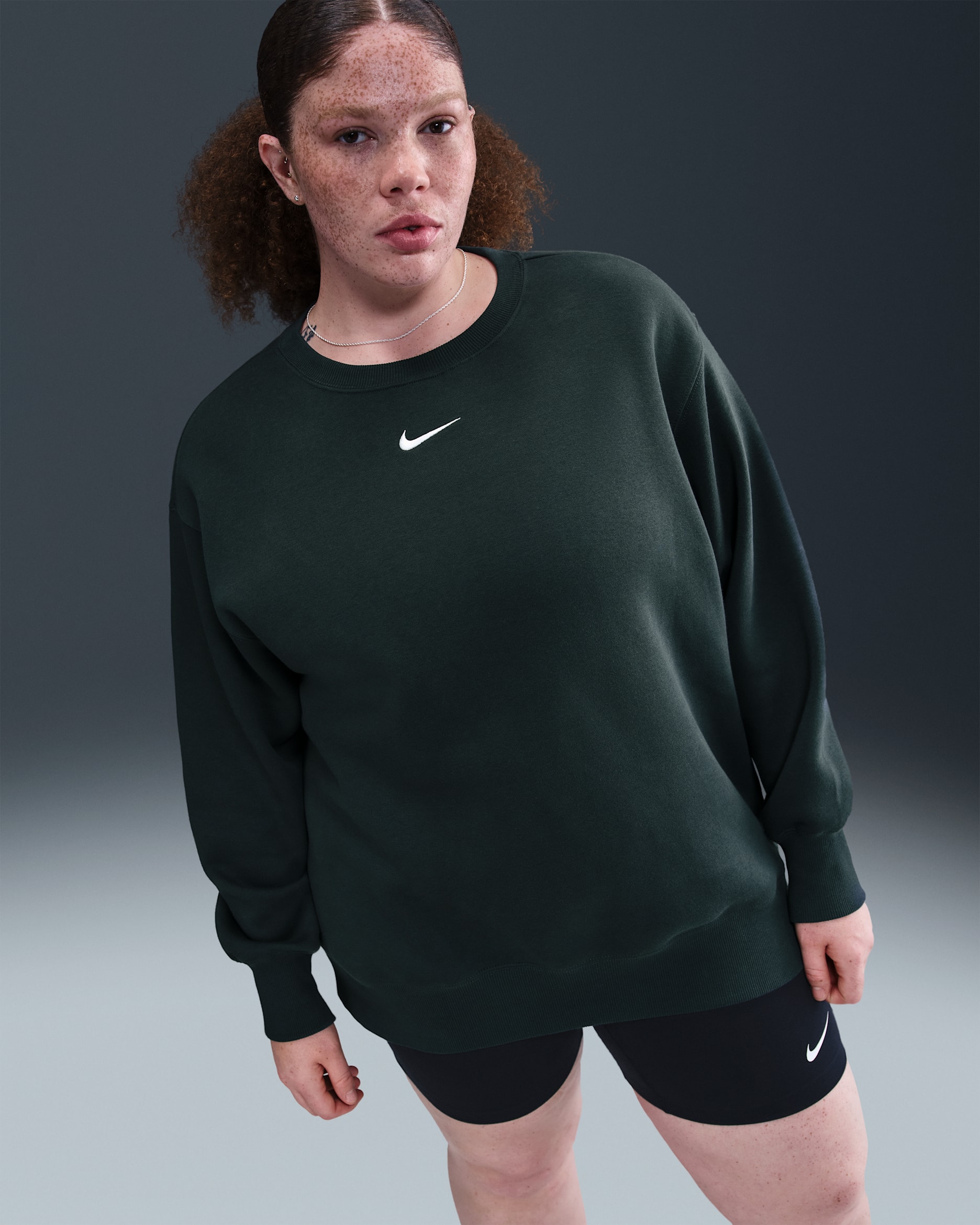 Nike Sportswear Phoenix Fleece Women's Oversized Crew-Neck Sweatshirt (Plus Size) - Seaweed/Sail