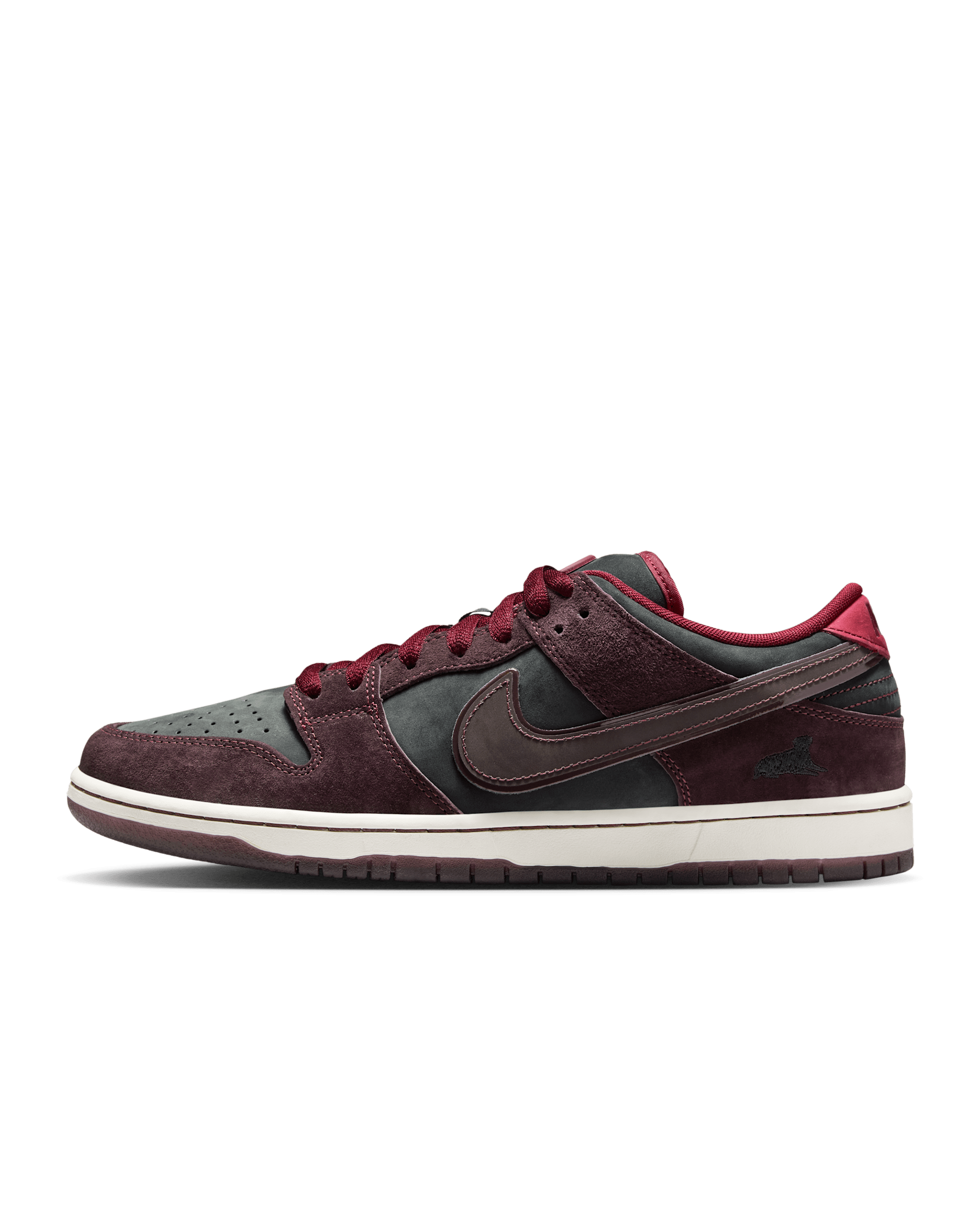 Nike SB Dunk Low Pro Skate Shoes - Mahogany/Team Red/Sail/Dark Beetroot