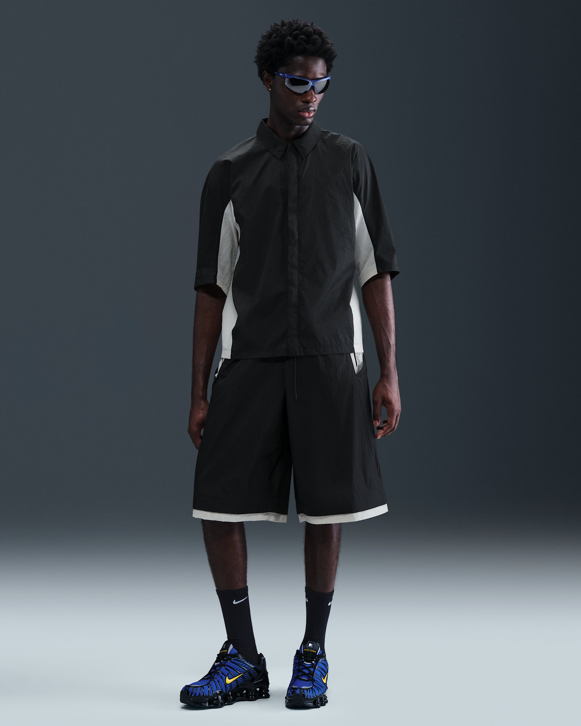 Nike Tech Men's Woven Oversized Shorts - Black/Light Bone/Black