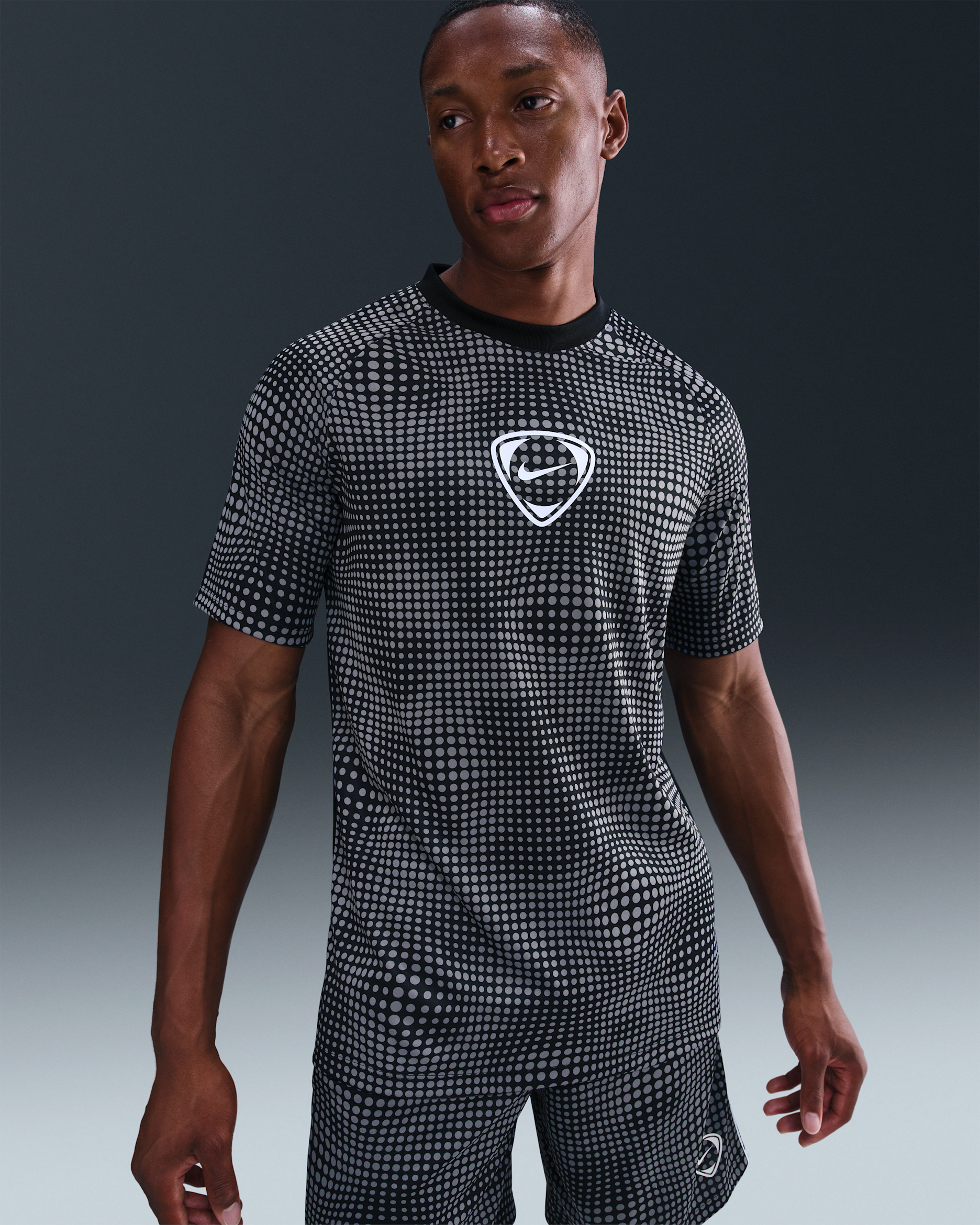 Nike Academy+ Dri-FIT Kurzarm-Fußballoberteil (Herren) - Schwarz/Schwarz/Weiß