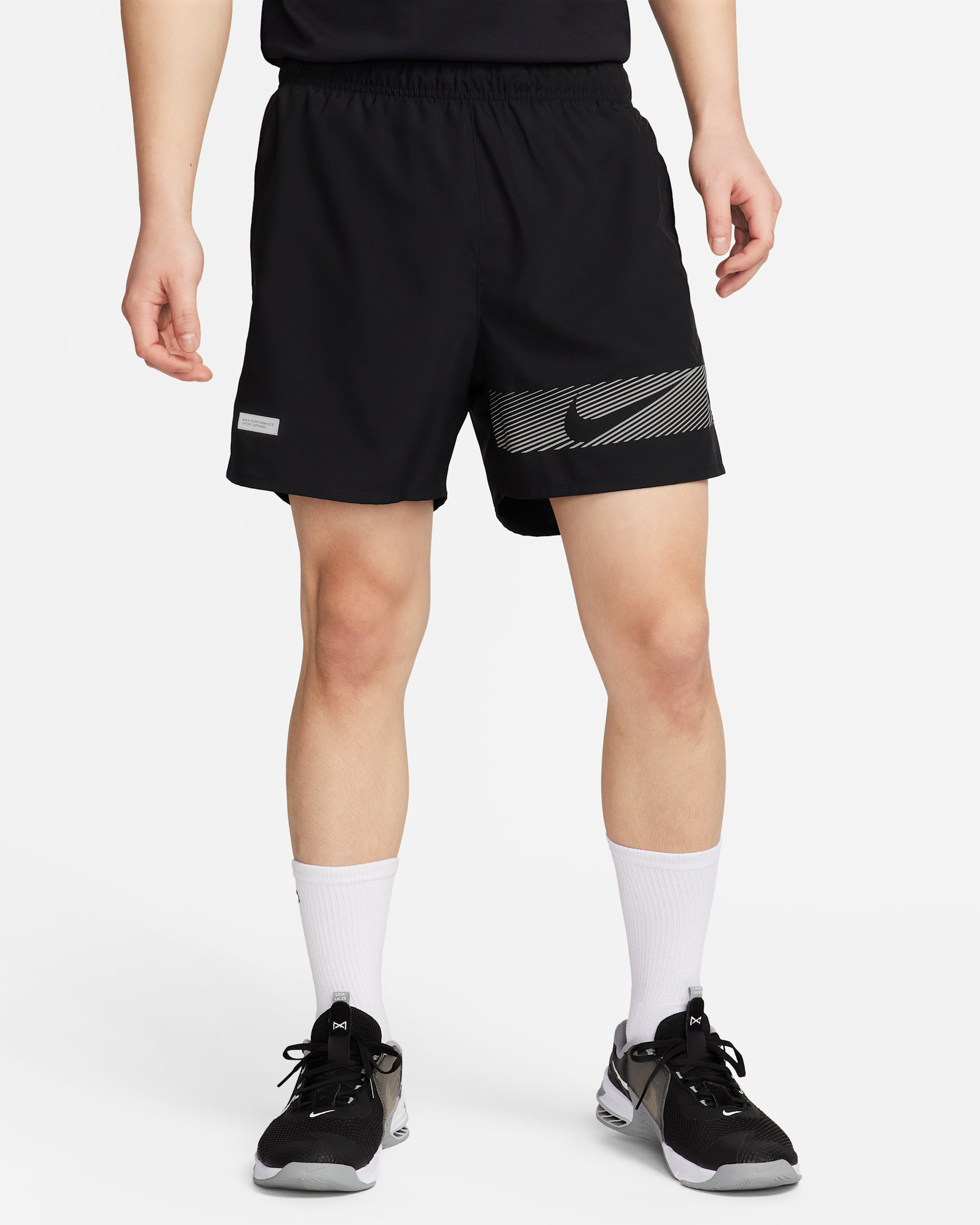 ナイキ チャレンジャー フラッシュ メンズ Dri-FIT 13cm ランニングショートパンツ (インナー付き) - ブラック/ブラック/ブラック