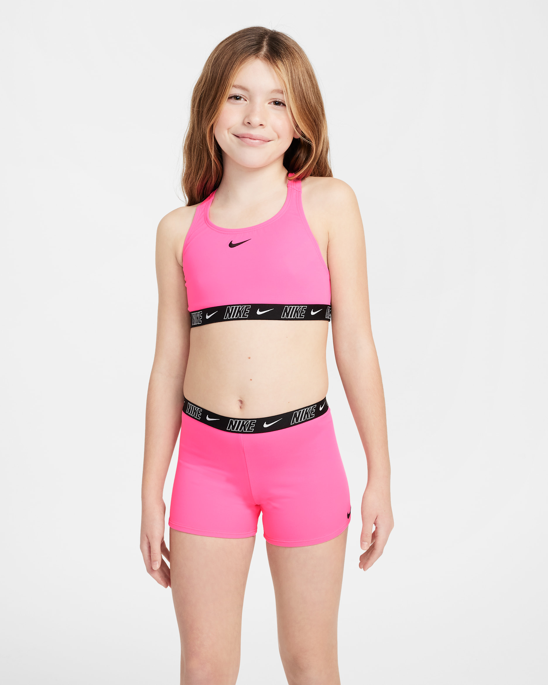 Conjunto de shorts y bikini de espalda deportiva para niña talla grande Nike Swim - Hiperrosa/Negro/Negro
