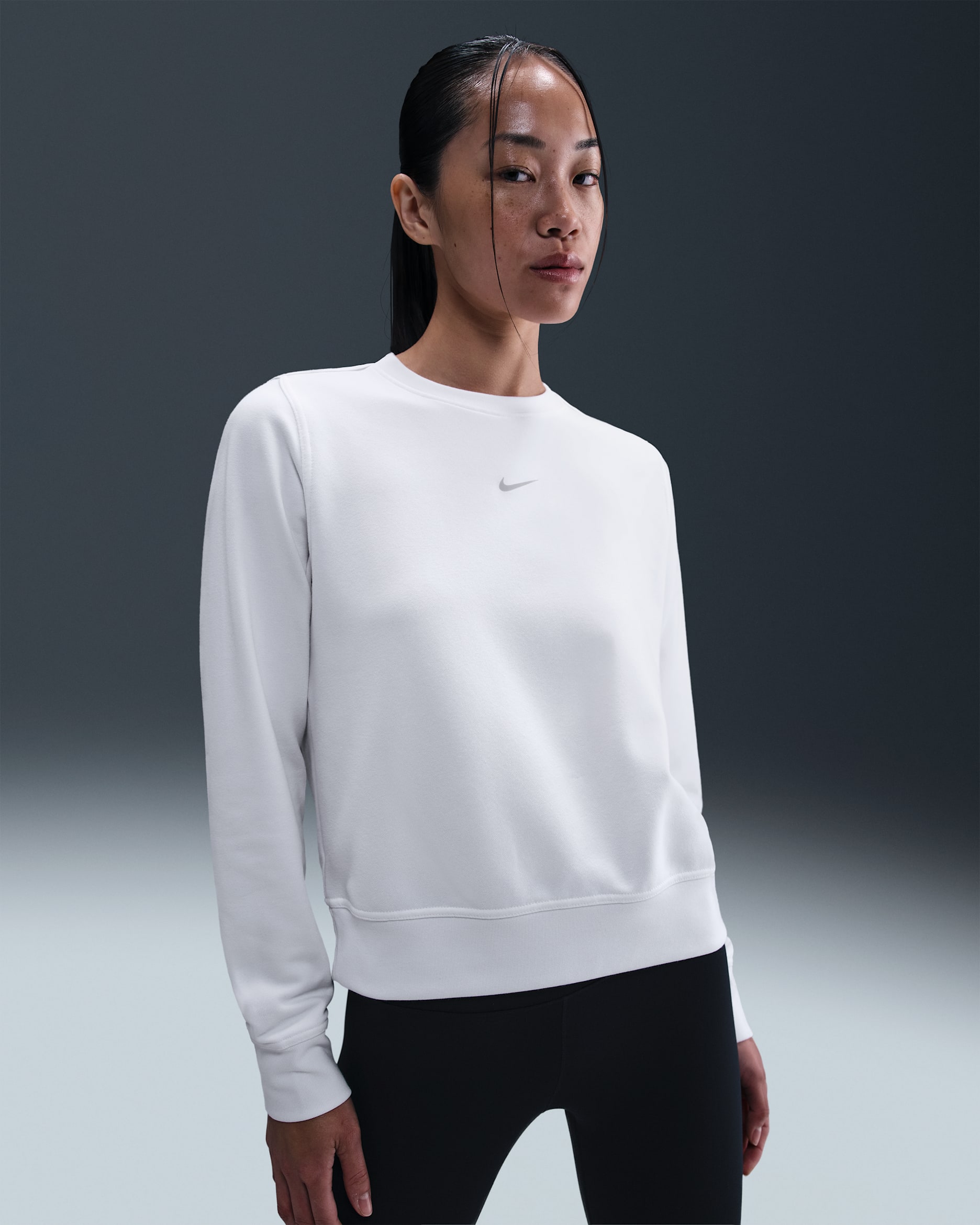 나이키 드라이 핏 원 여성 크루넥 프렌치 테리 스웻셔츠 - 화이트/블랙