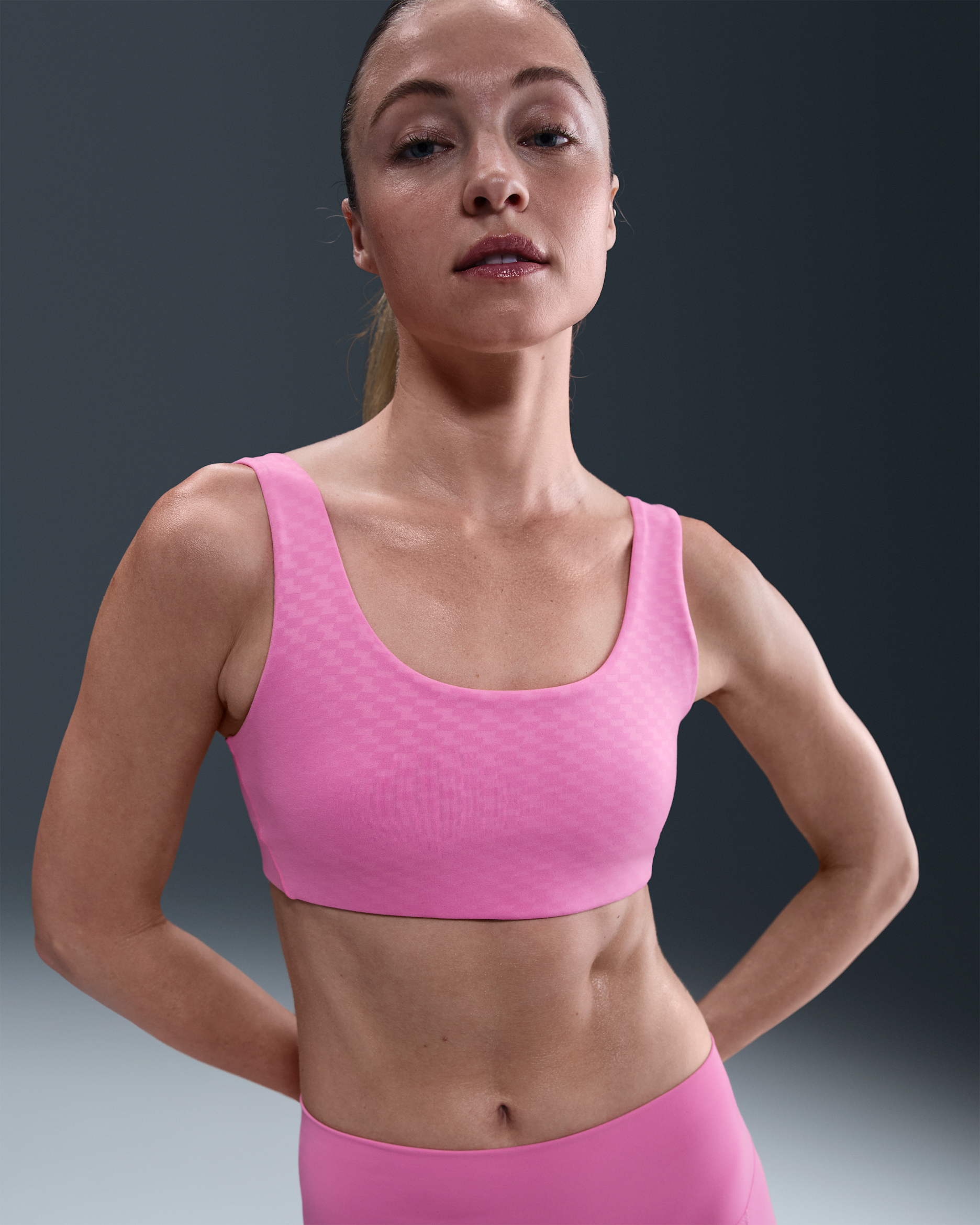 Nike Alate All U Women’s Light-Support Lightly Lined Sports Bra - Playful Pink/Pink Foam
