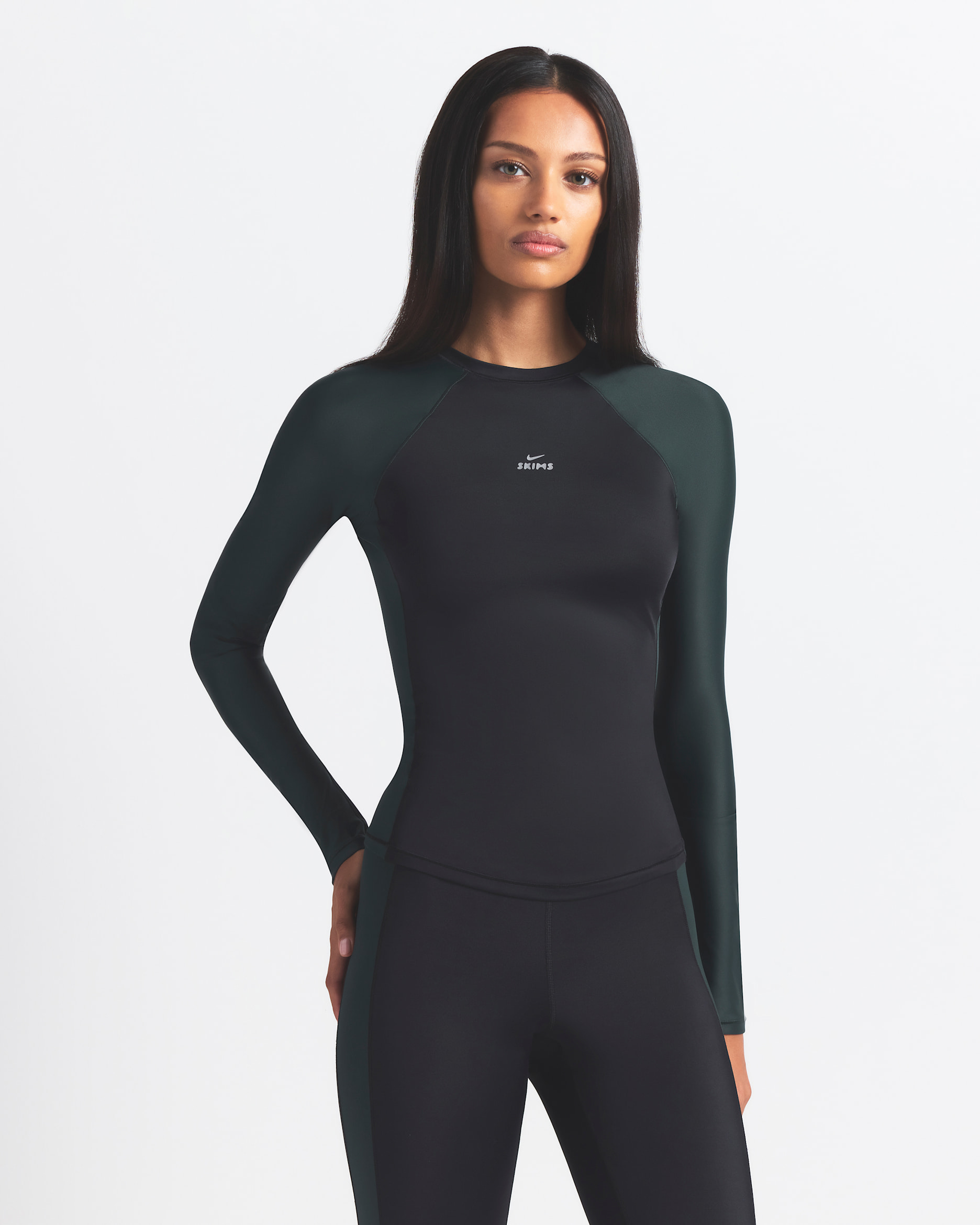 NikeSKIMS Shine Women's Long-Sleeve Crew-Neck Top - NSKM OBSIDIAN/NSKM DARK TEAL