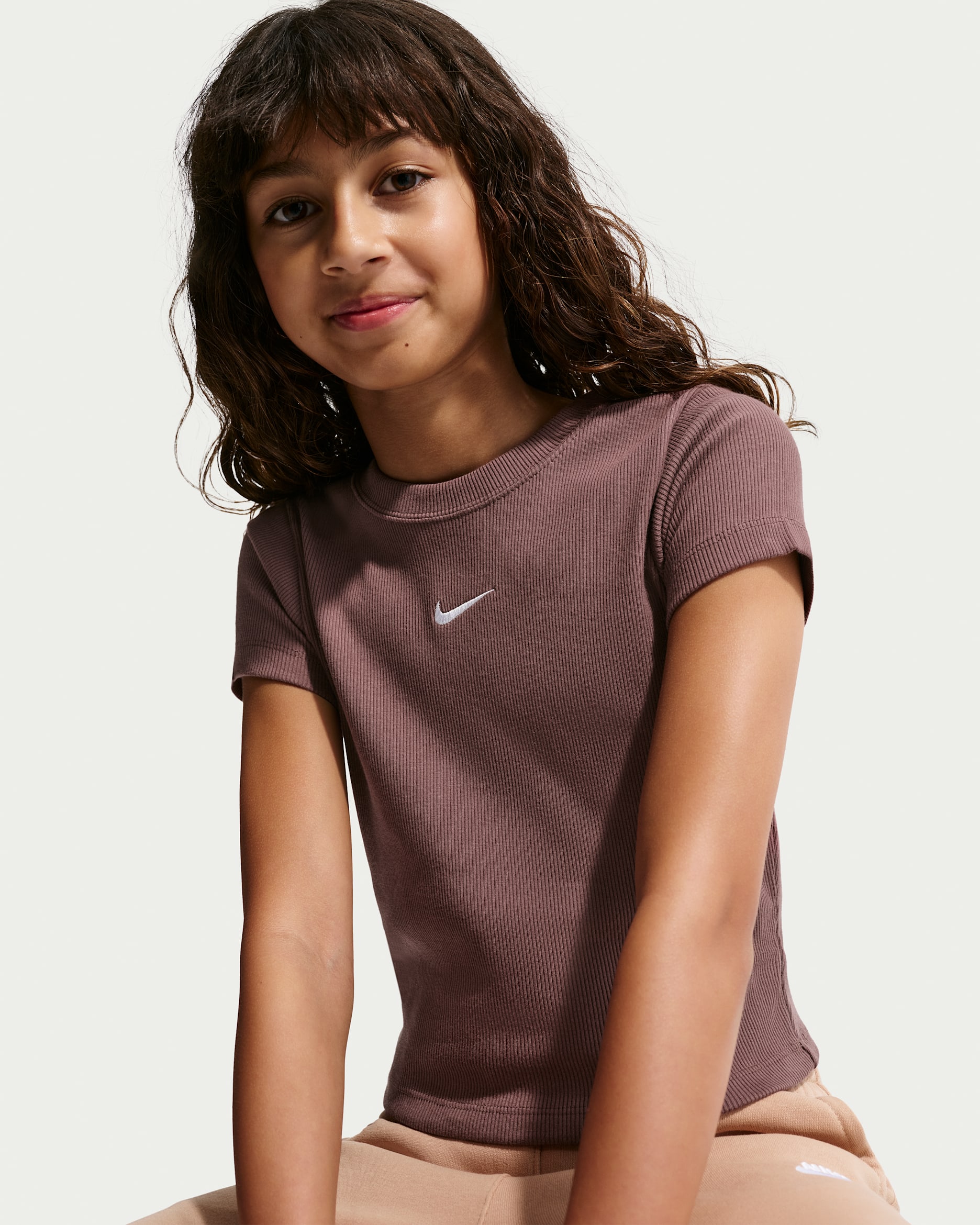 Nike Sportswear Older Kids' (Girls') Slim Cropped Ribbed T-Shirt - Tattoo