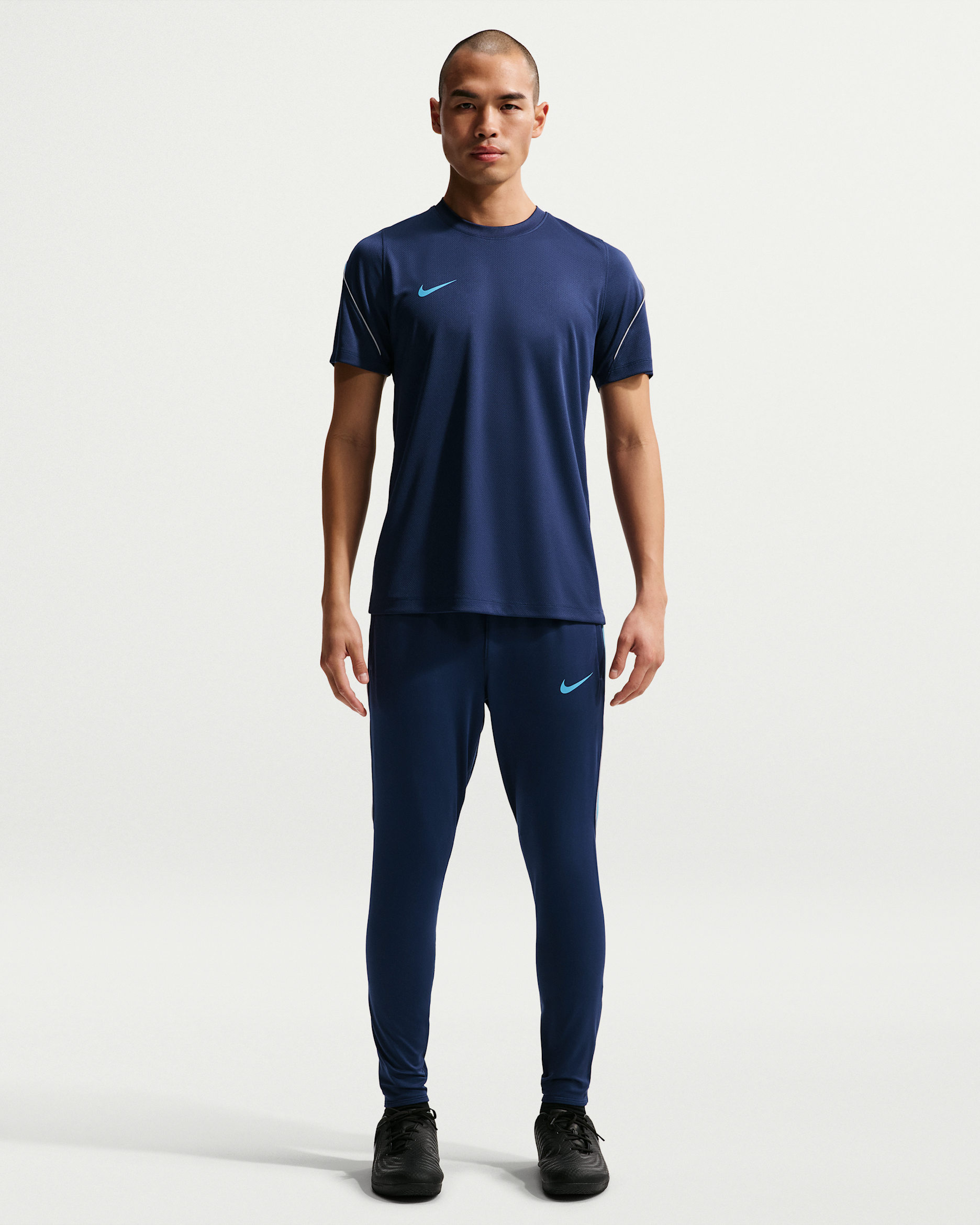 ナイキ ストライク メンズ Dri-FIT サッカーパンツ - ミッドナイトネイビー/ビビッドスカイ/ビビッドスカイ/ビビッドスカイ